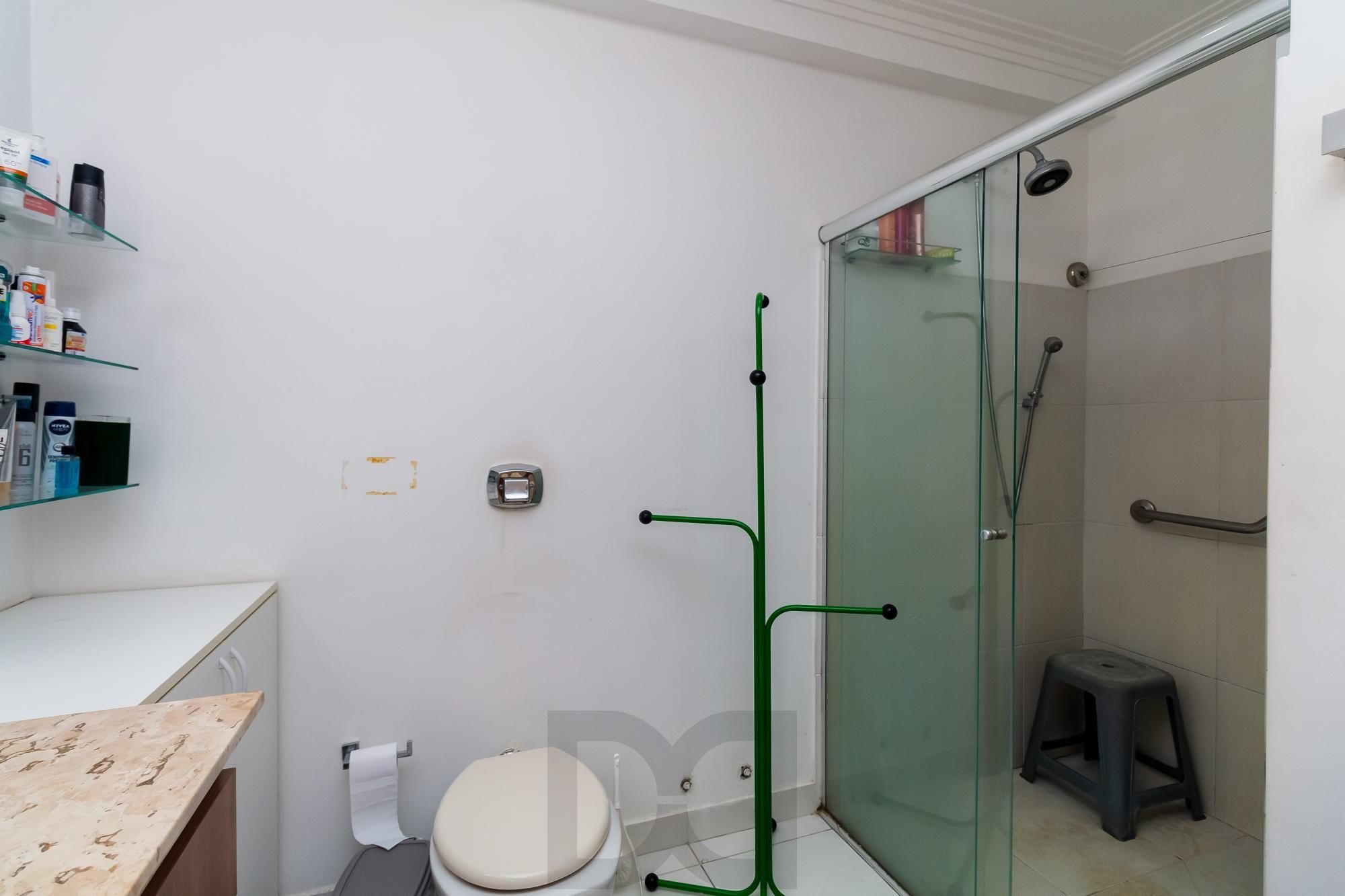 Maravilhoso apartamento no Bairro Moinhos de Vento com 4 dormitórios e 3 suítes. — foto 31