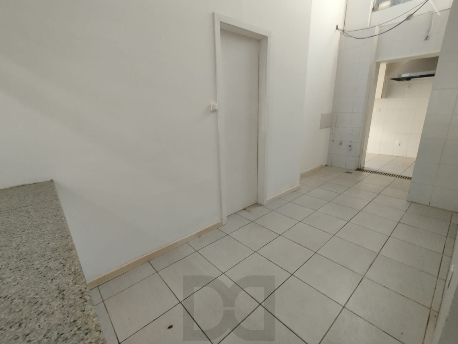 Loja na Tristeza com 360m², 17 vagas, 3 banheiros para locação. — foto 25