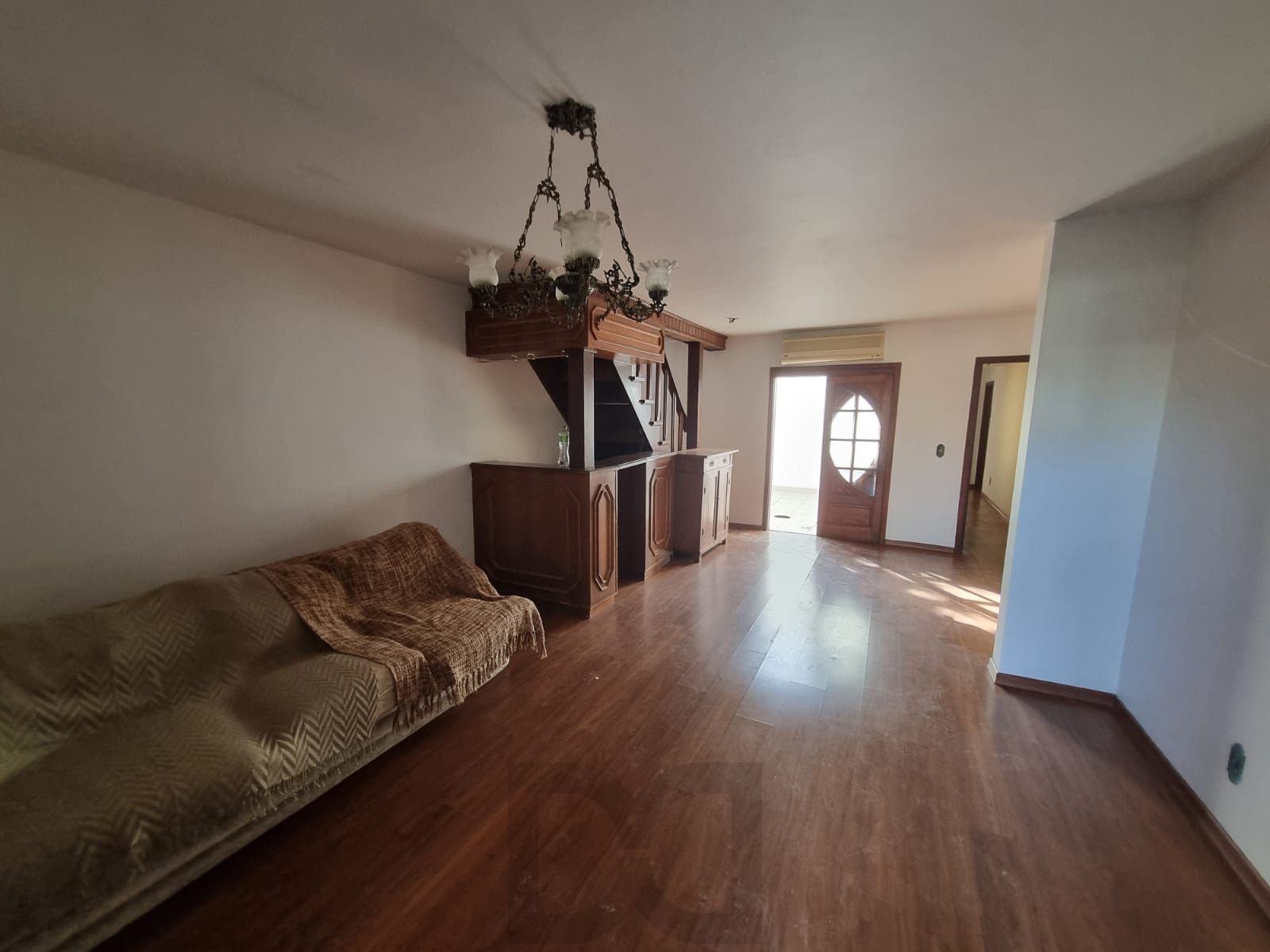 Residência no bairro Camaquã, com 3 dormitório(s), e 3 banheiros, — foto 5