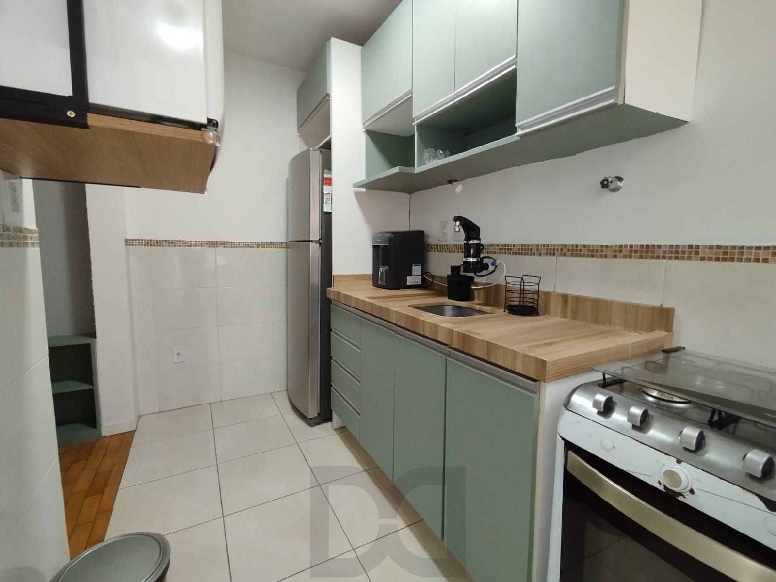 Apartamento 1D, mobiliado, sem vaga, Praia de belas, M. Deus. — foto 6