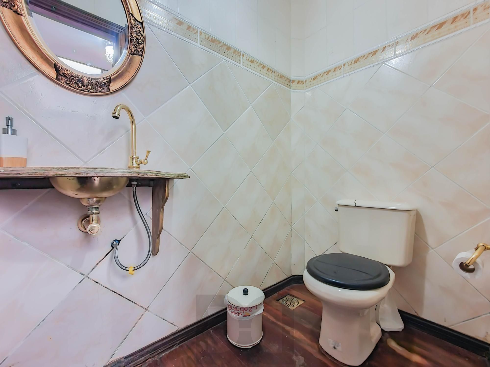 Linda e Ampla Casa com 4 dormitórios no Bairro Ipanema. — foto 8