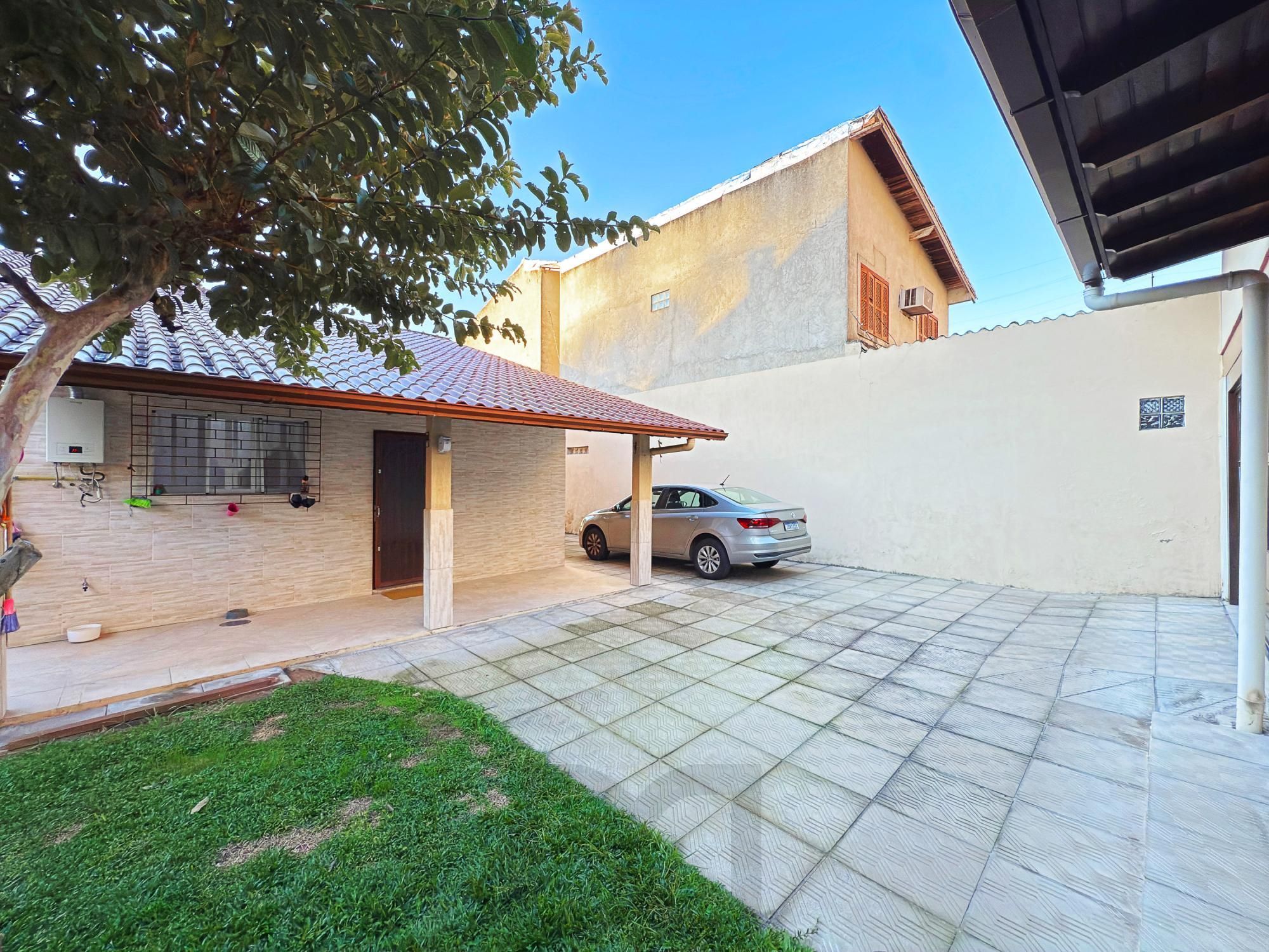 Casa à venda na Cavalhada – 2 Dormitórios com 330m² de terreno. — foto 11