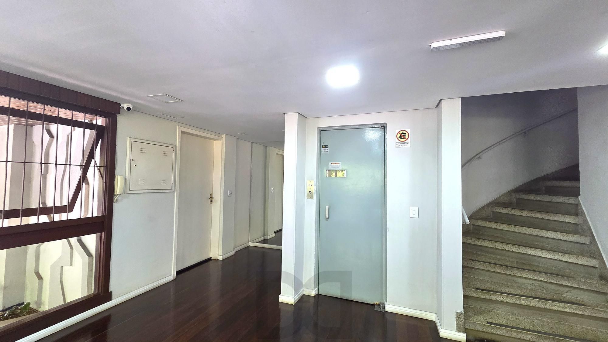 Excelente apartamento em localização privilegiada, na Avenida Dr. Nilo Peçanha com 2 dormitórios, 2 banheiros e 1 vaga de garagem. — foto 20