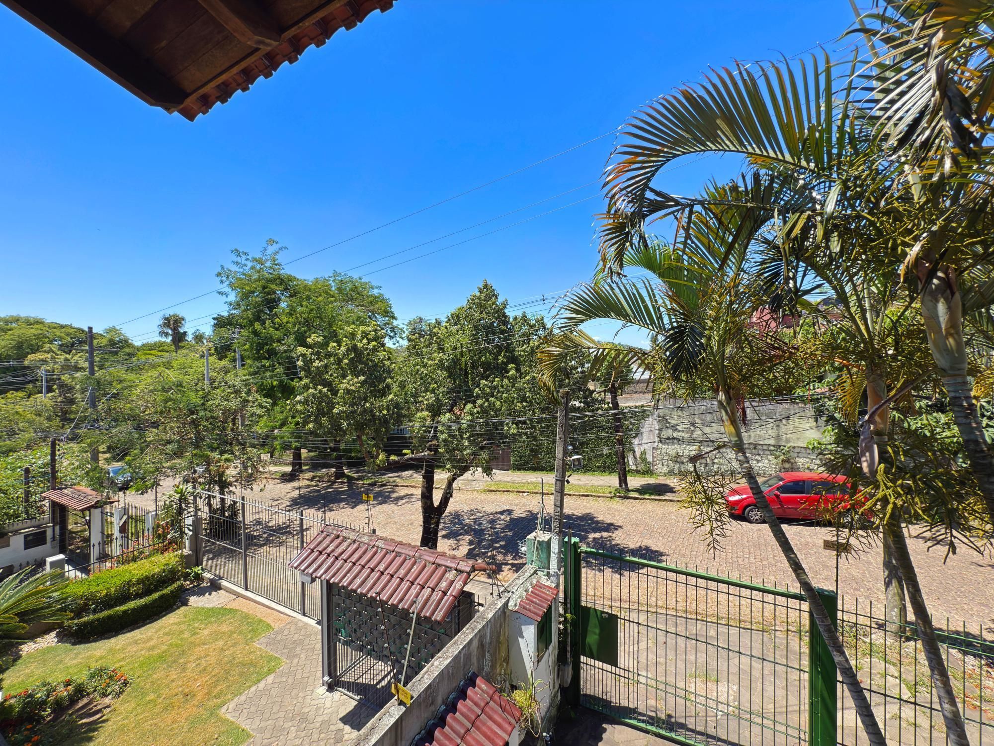 Casa para Venda - 190m², 3 dormitórios, sendo 1 suites, 3 vagas - Nonoai — foto 35