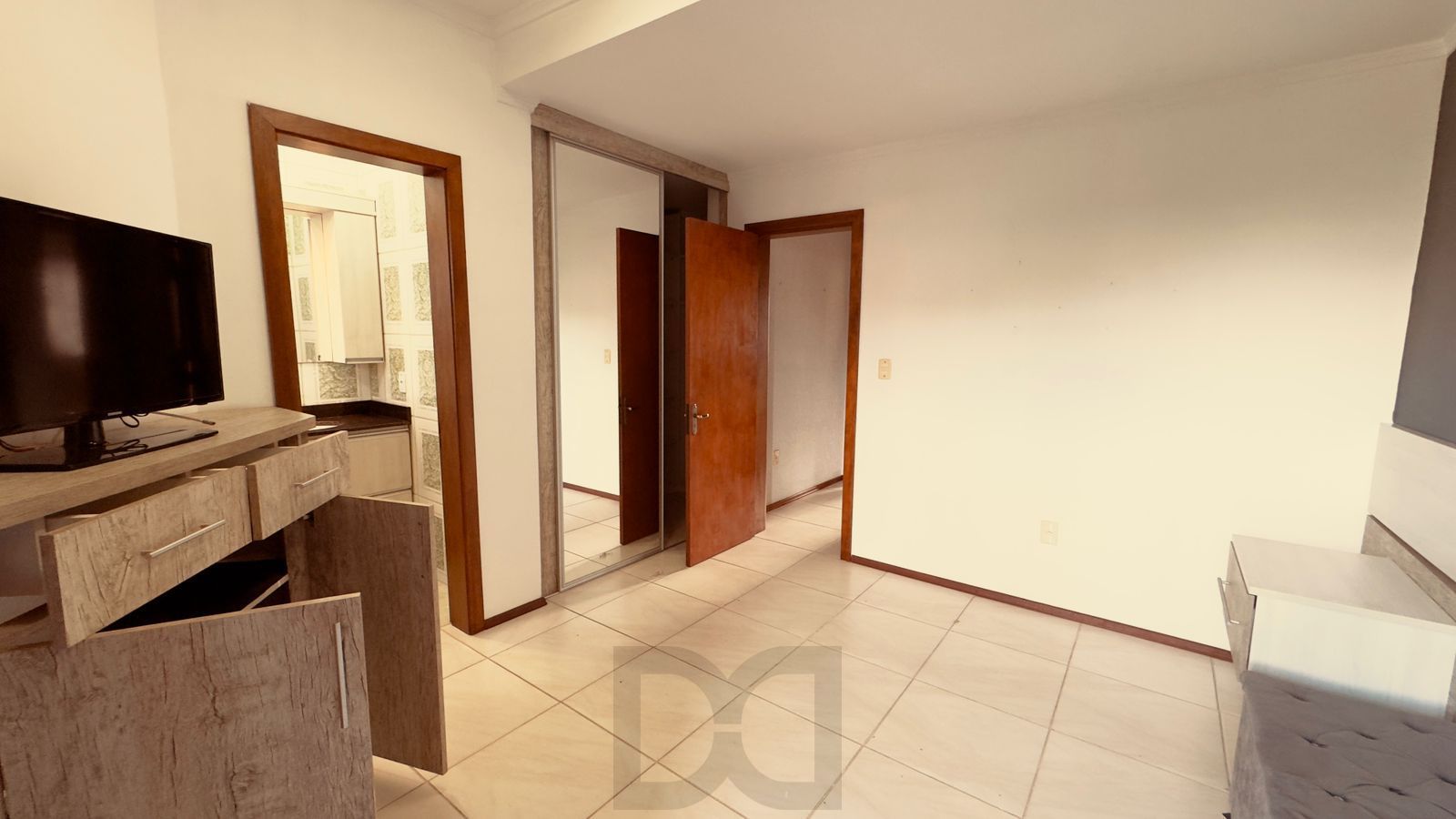 Excelente Residência com 3 dormitórios sendo 2 deles suítes de casal. — foto 16