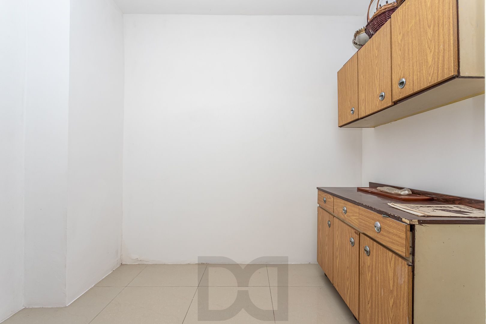 Excelente casa de dois pavimentos no bairro Ipanema, com 238m² de área privativa, 4 dormitórios, 1 suíte e 2 vagas de garagem. — foto 36