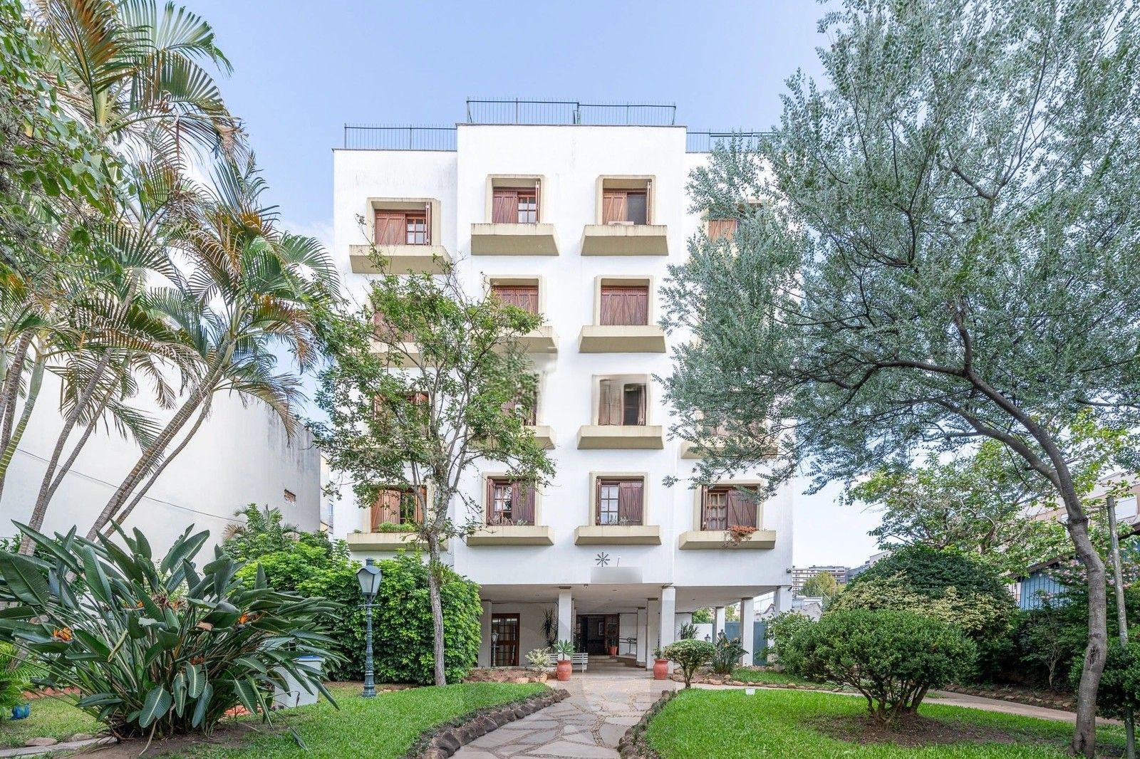 Cobertura duplex com 209,79m² de área privativa, conta com 3 dormitórios, 1 suíte e 2 vagas de garagem. — foto 32