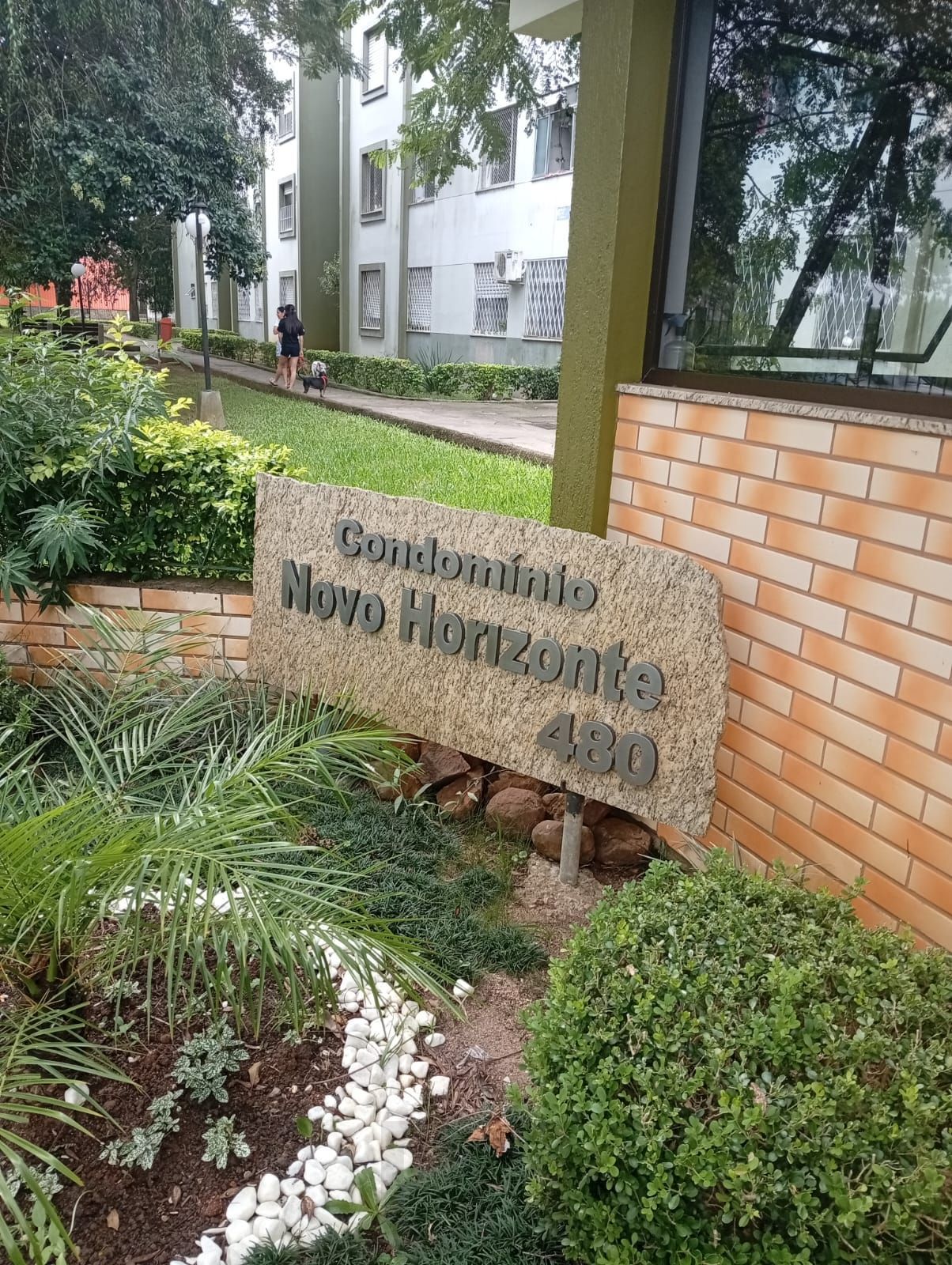 Amplo apartamento 02 dormitórios, no Bairro Vila Nova. — foto 31