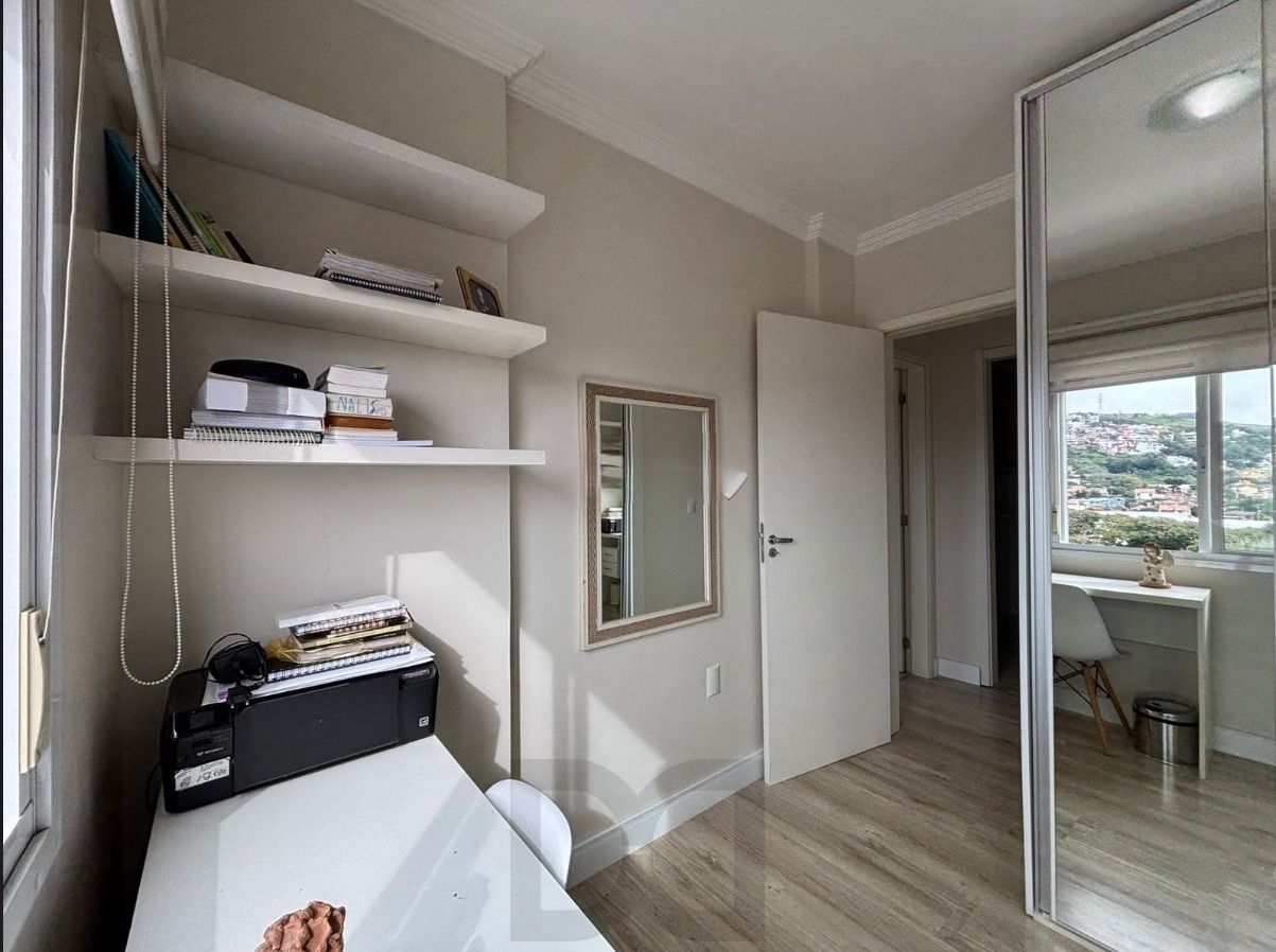 Apartamento com 2 dormitórios sendo 1 suíte, com churrasqueira e vaga coberta. — foto 20