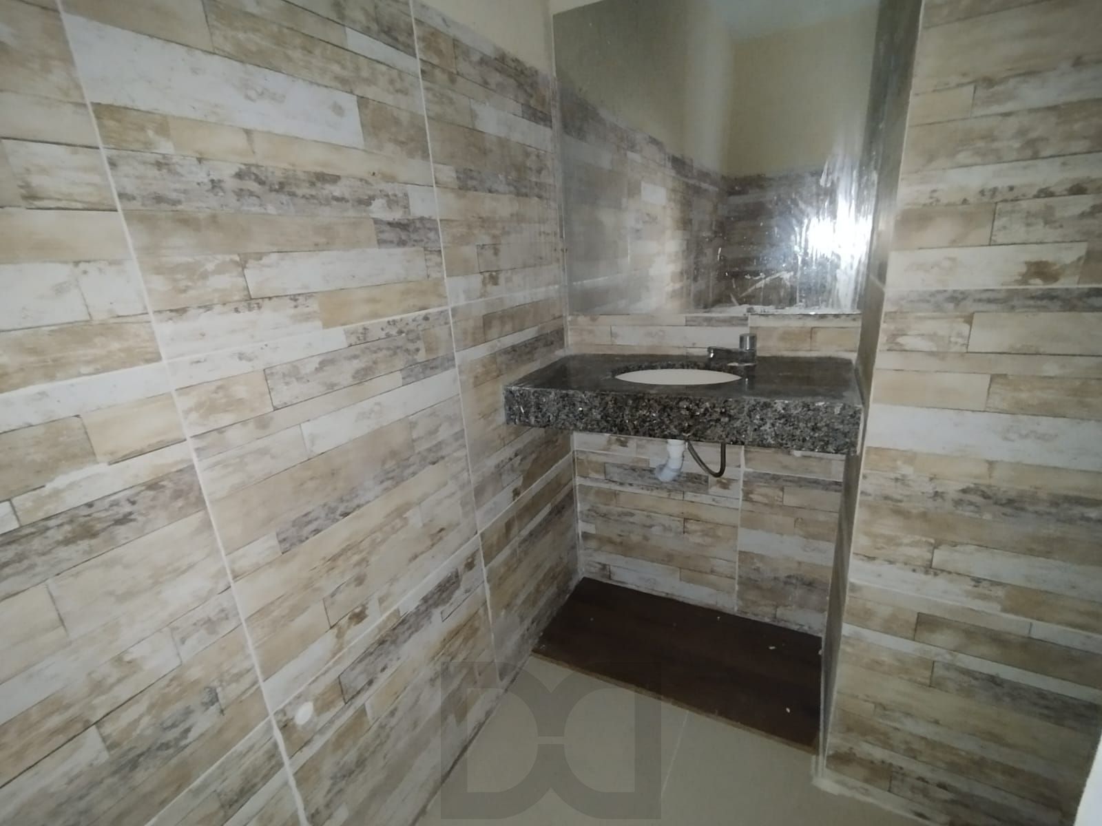 Excelente loja com 400m, 4 banheiros, 3 vagas, mezanino, fácil acesso e grande visibilidade no bairro Tristeza — foto 14