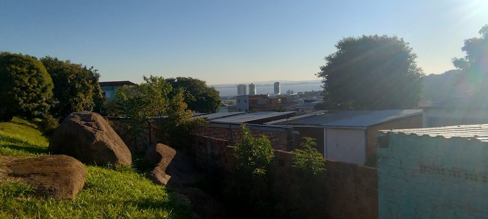 Apartamento com 3 dormitórios no Bairro Nonoai. — foto 23