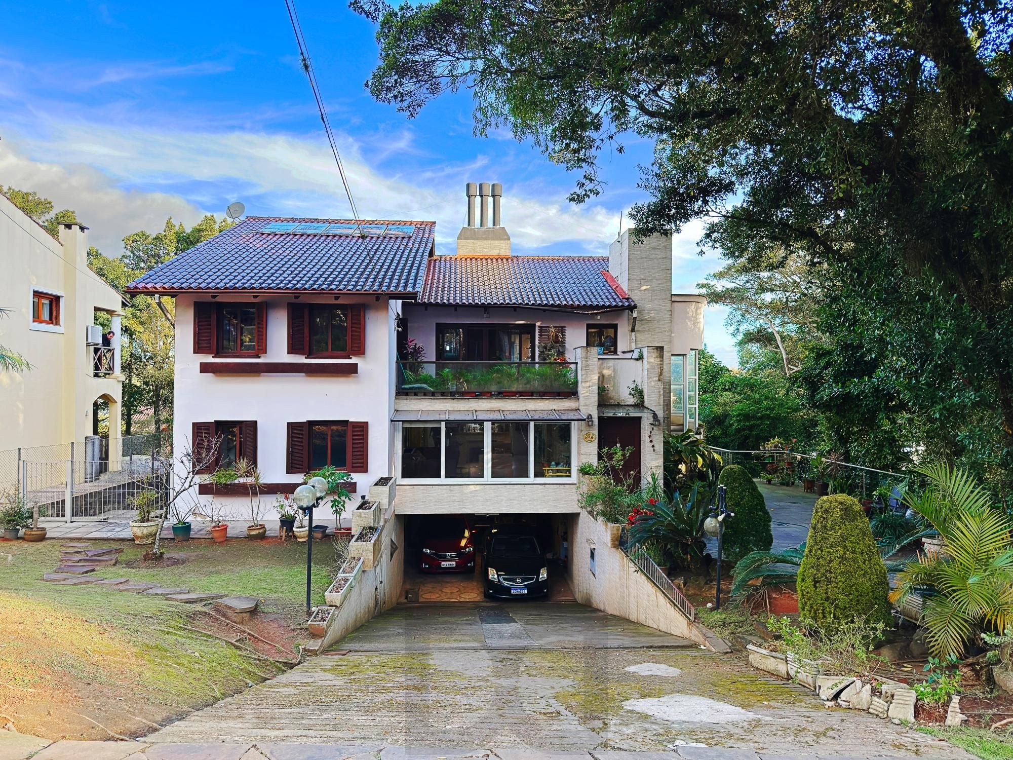 RESIDÊNCIA COM 6 DORMITÓRIOS NO PARQUE KNNOR! — foto 1