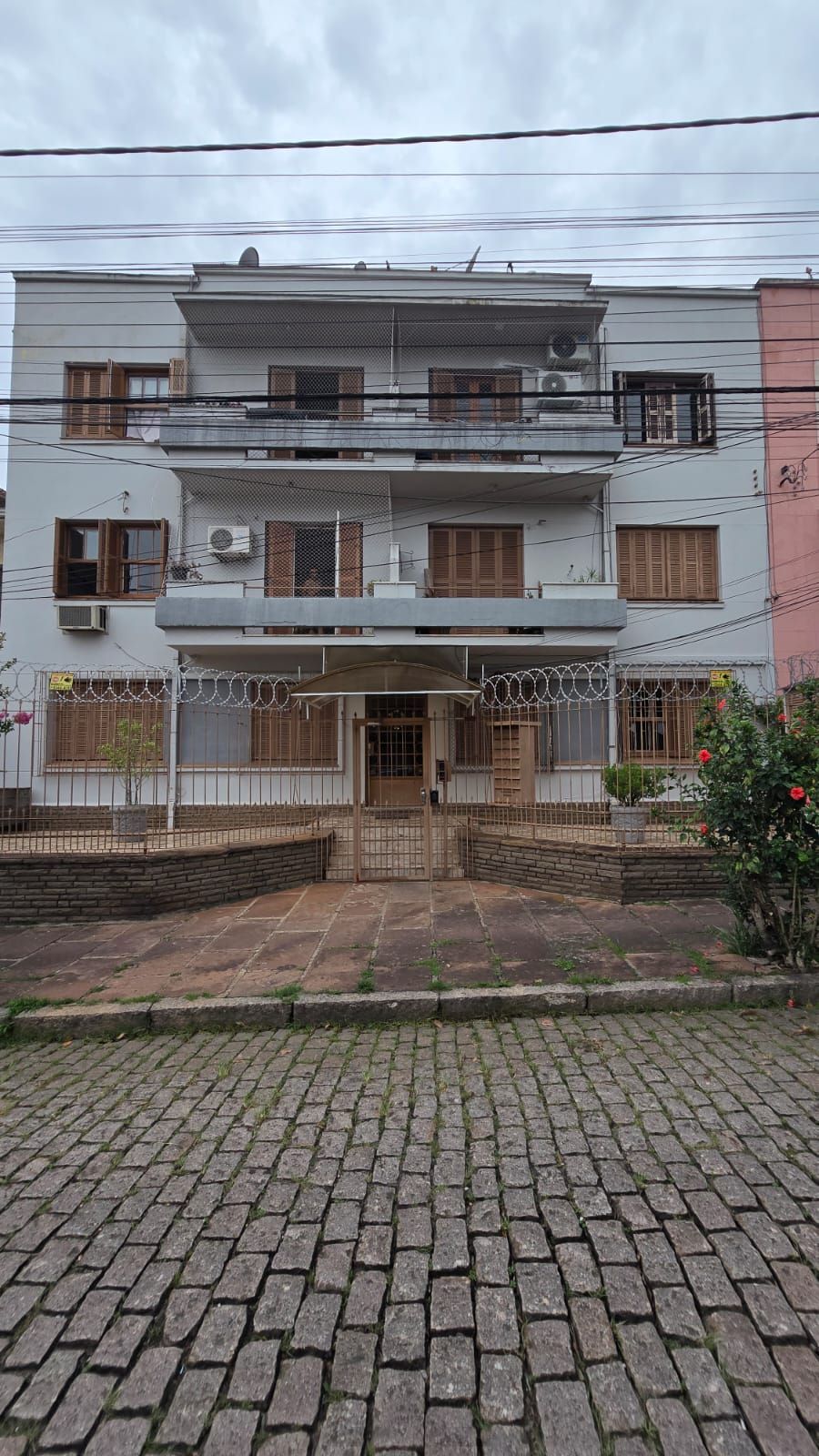 Apartamento com 1 dormitório no Bairro Santo Antônio. — foto 1