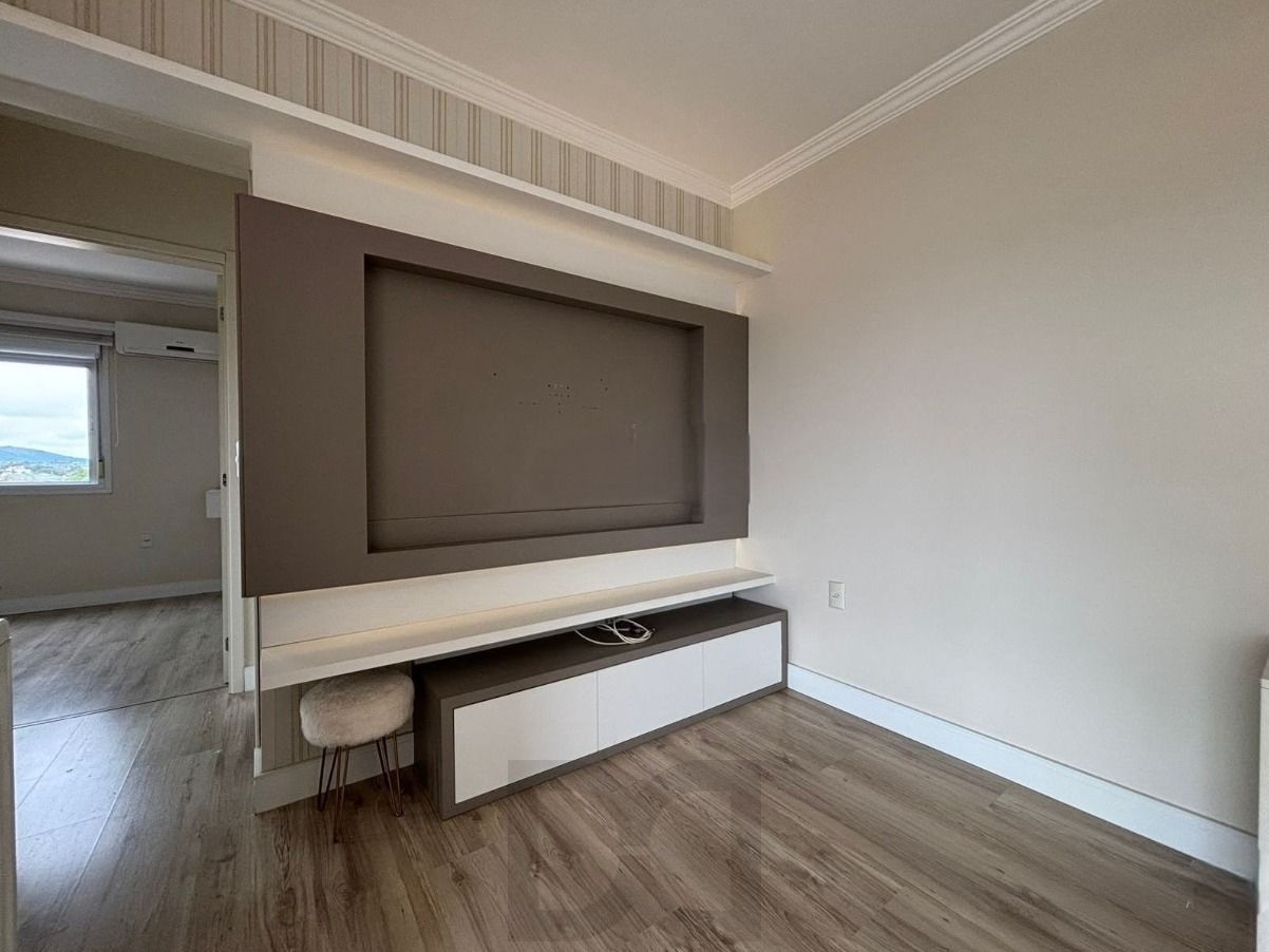 Apartamento com 2 dormitórios sendo 1 suíte, com churrasqueira e vaga coberta. — foto 13