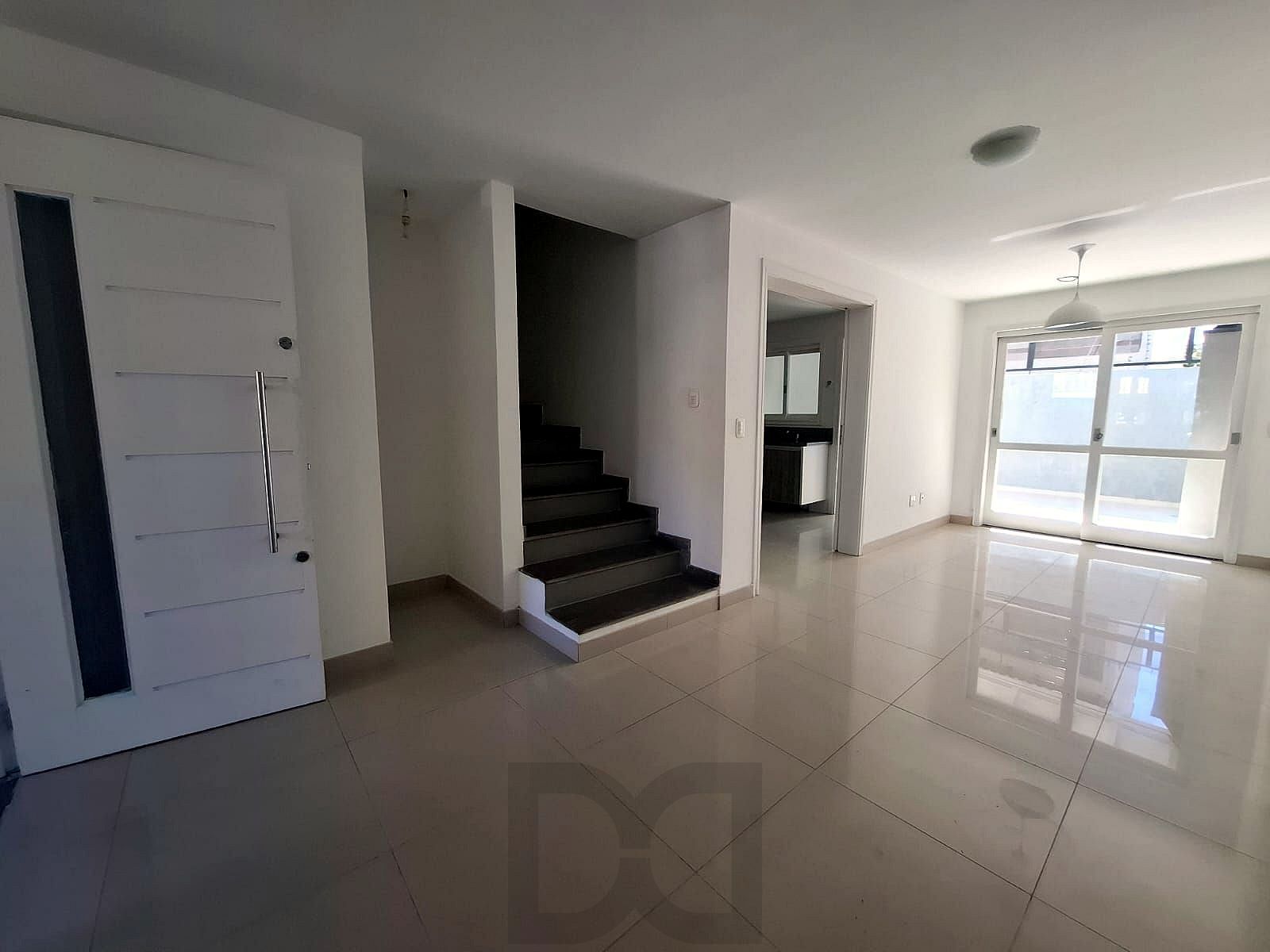 Casa com 3 dormitórios para alugar no bairro Hípica, em Porto Alegre, RS — foto 3