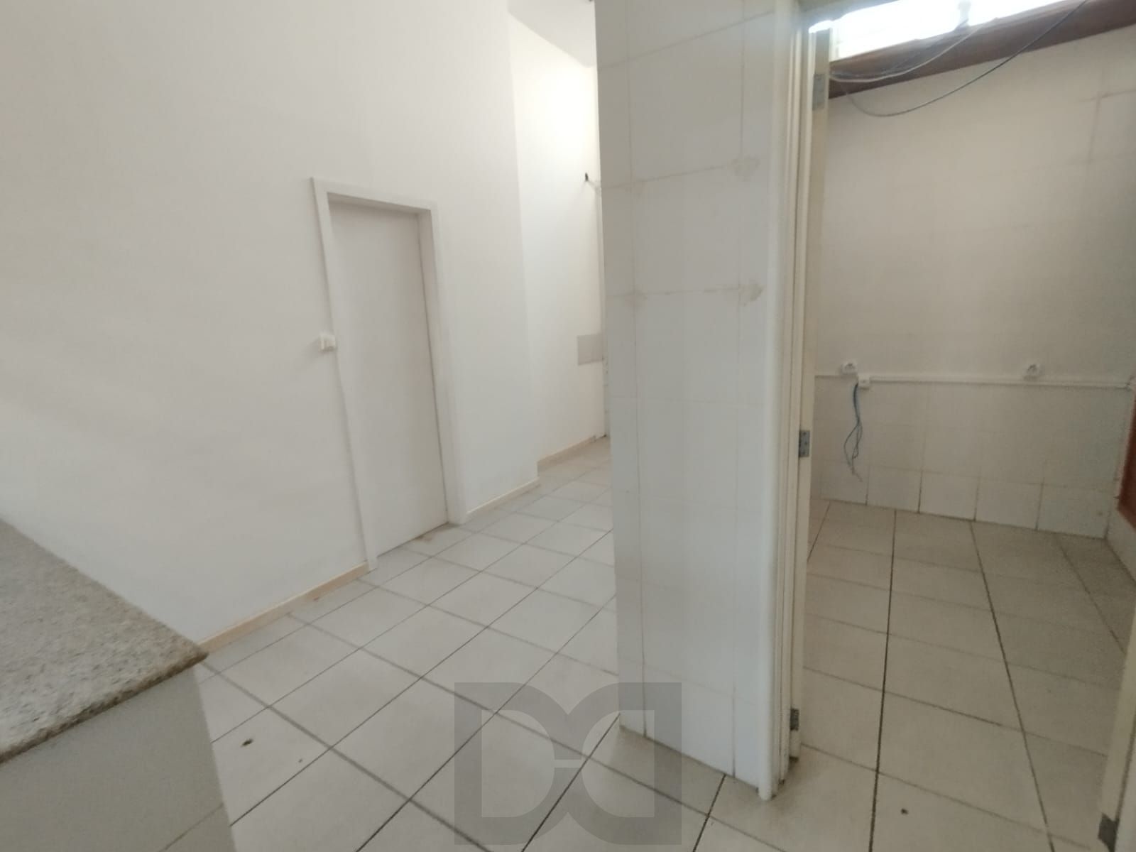 Loja na Tristeza com 360m², 17 vagas, 3 banheiros para locação. — foto 21