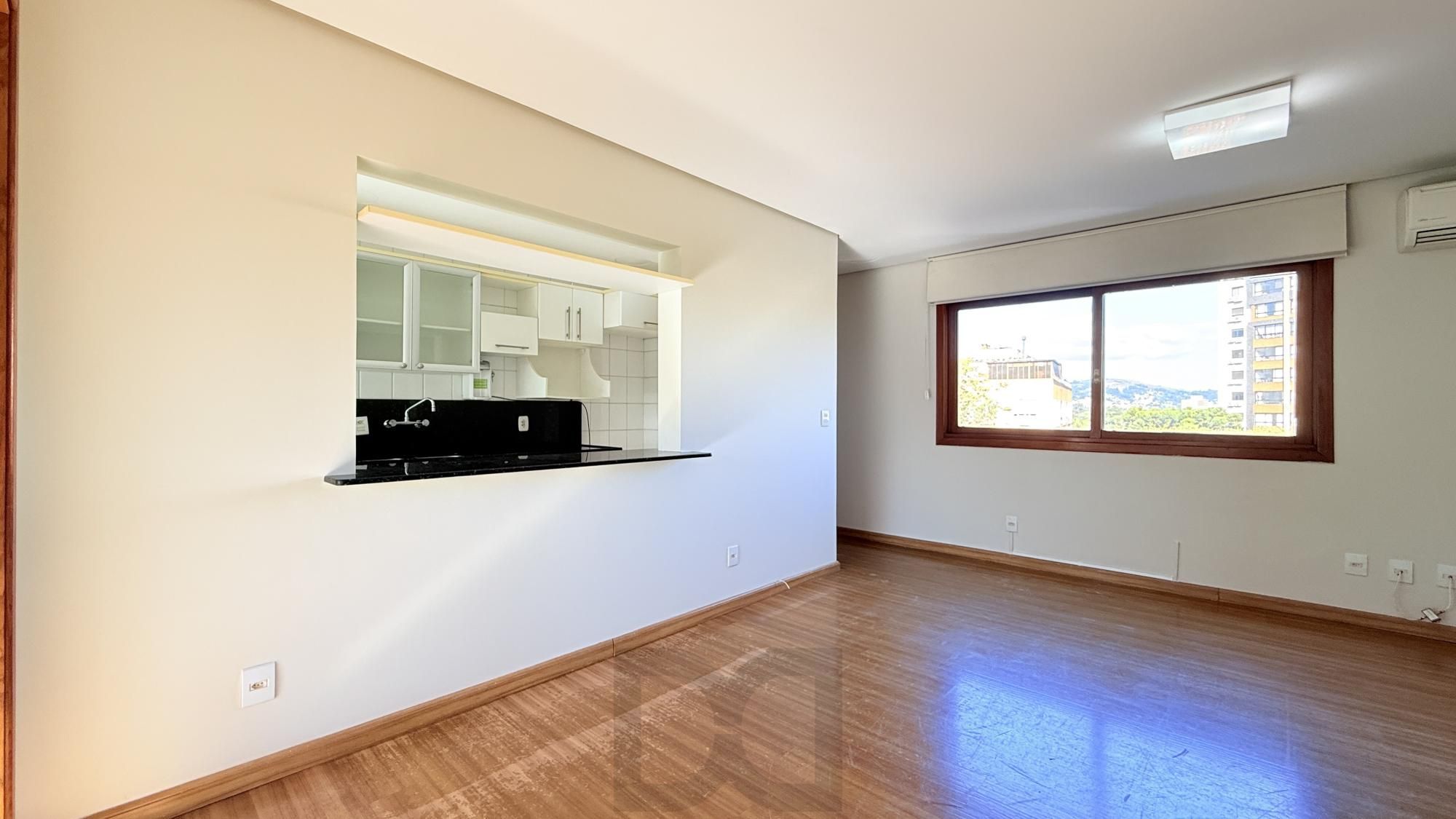 Ótimo apartamento com 3 dormitórios no Bairro Petrópolis — foto 2