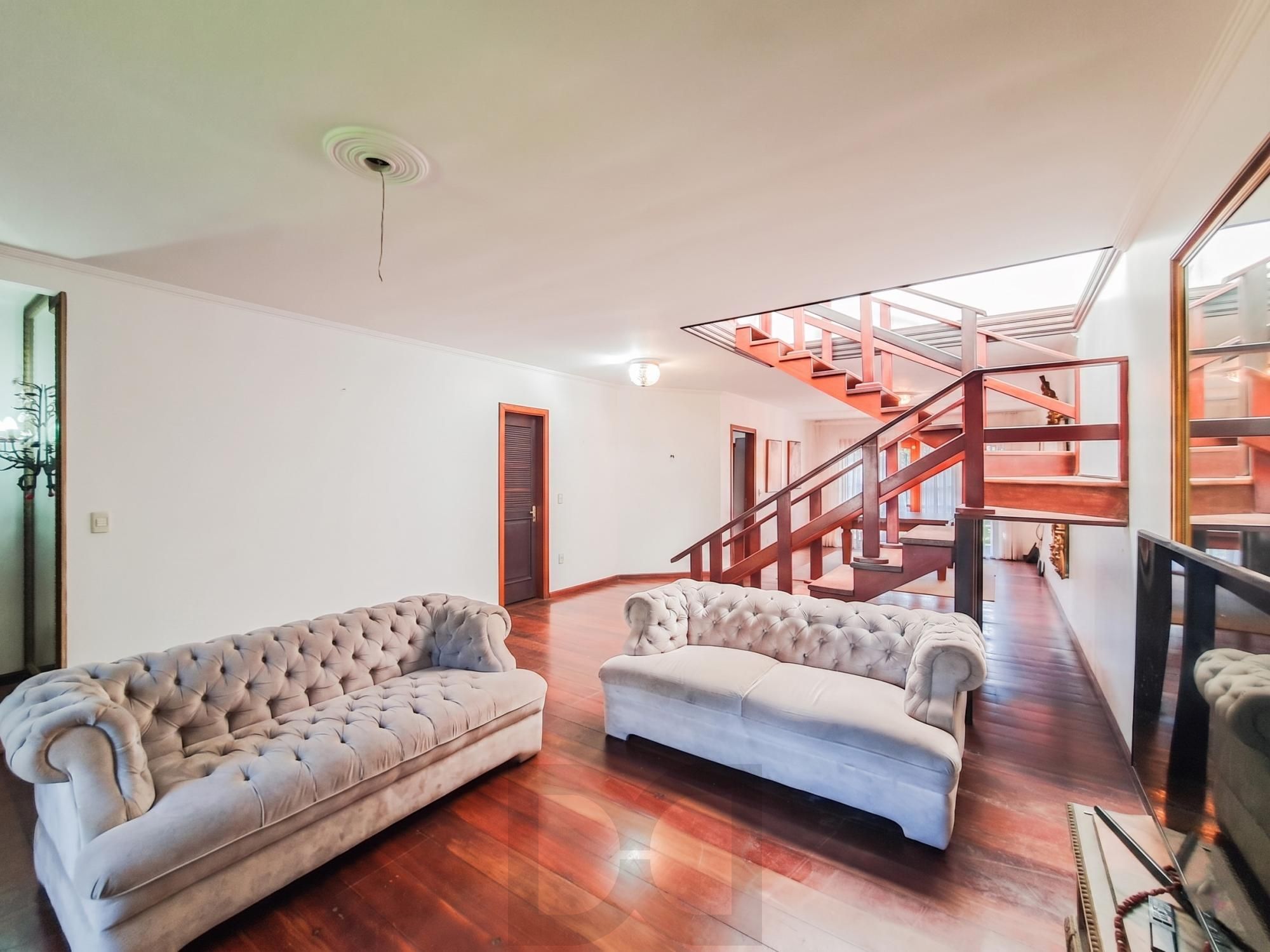 Linda e Ampla Casa com 4 dormitórios no Bairro Ipanema. — foto 7