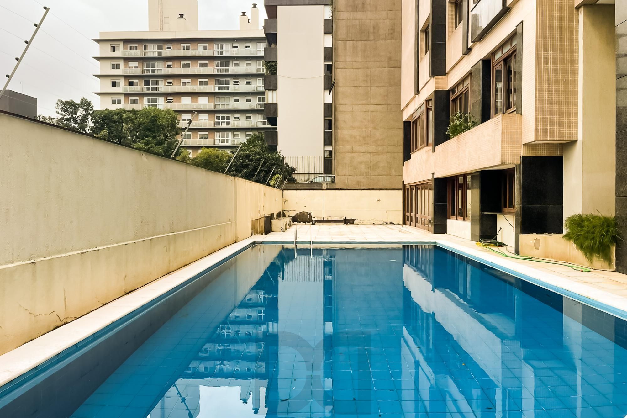Maravilhoso apartamento no Bairro Moinhos de Vento com 4 dormitórios e 3 suítes. — foto 49