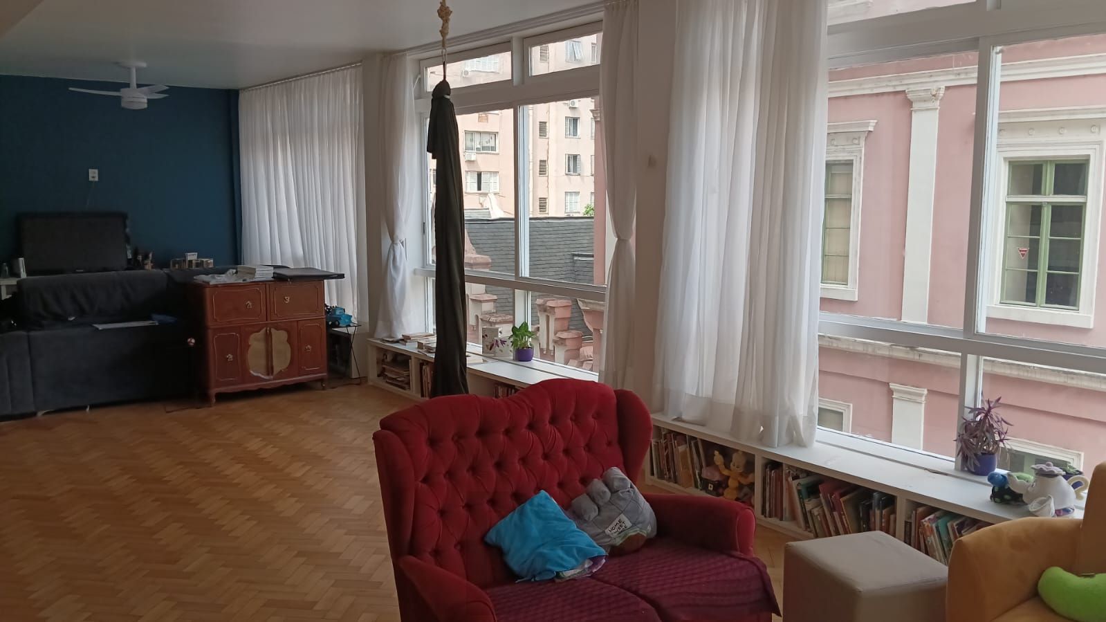 Lindo Apartamento com 3 suítes á venda no Centro de Porto Alegre. — foto 2