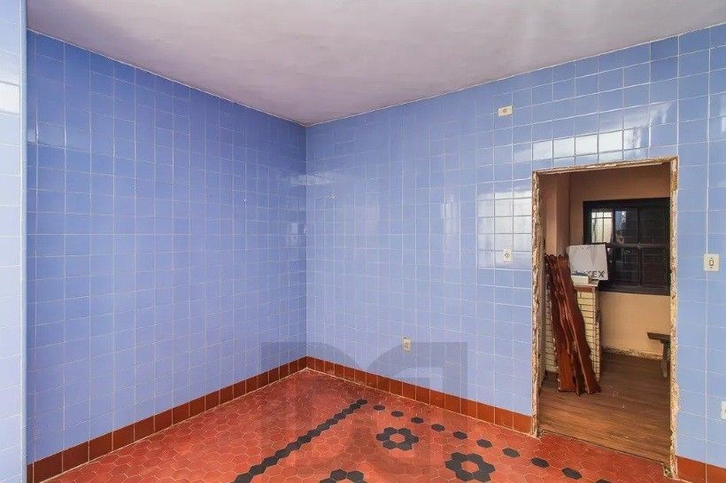 Terreno amplo com 420 m² (14x30), localizado em uma das regiões mais valorizadas do bairro Menino Deus. — foto 14