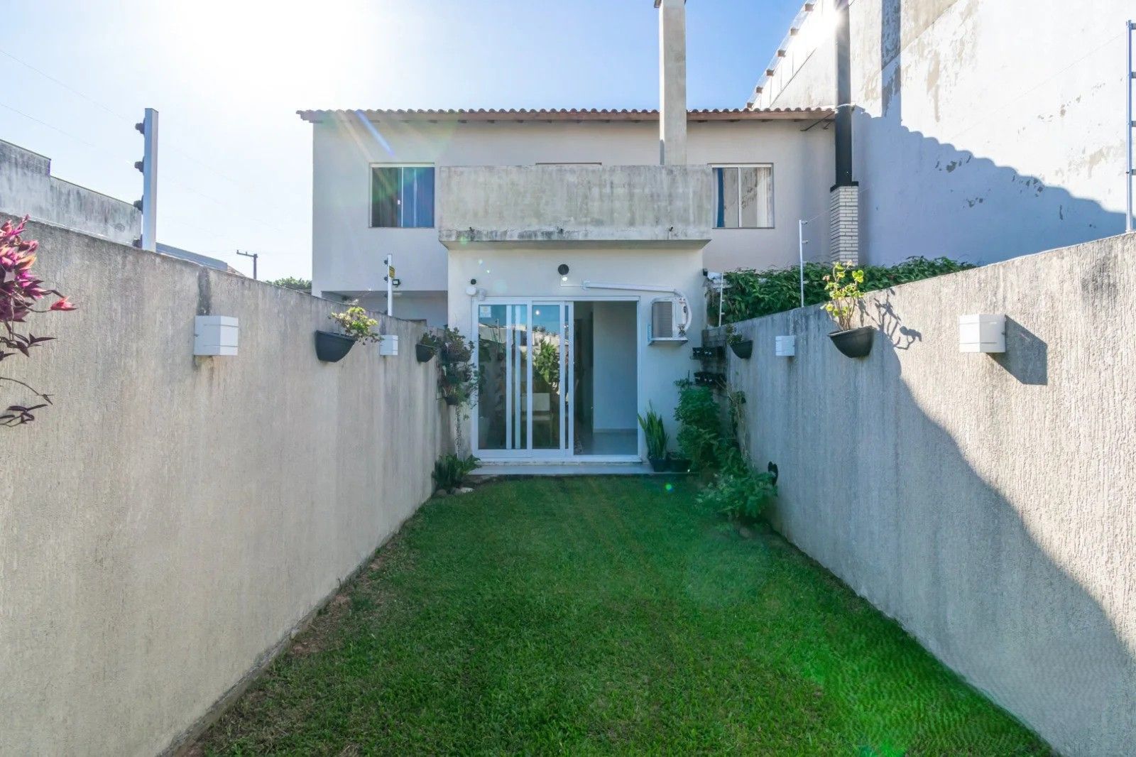 Excelente sobrado, semimobiliado, com 77m², 2 dormitórios e 1 vaga de garagem. À venda no Hípica Boulevard – Zona Sul. — foto 27
