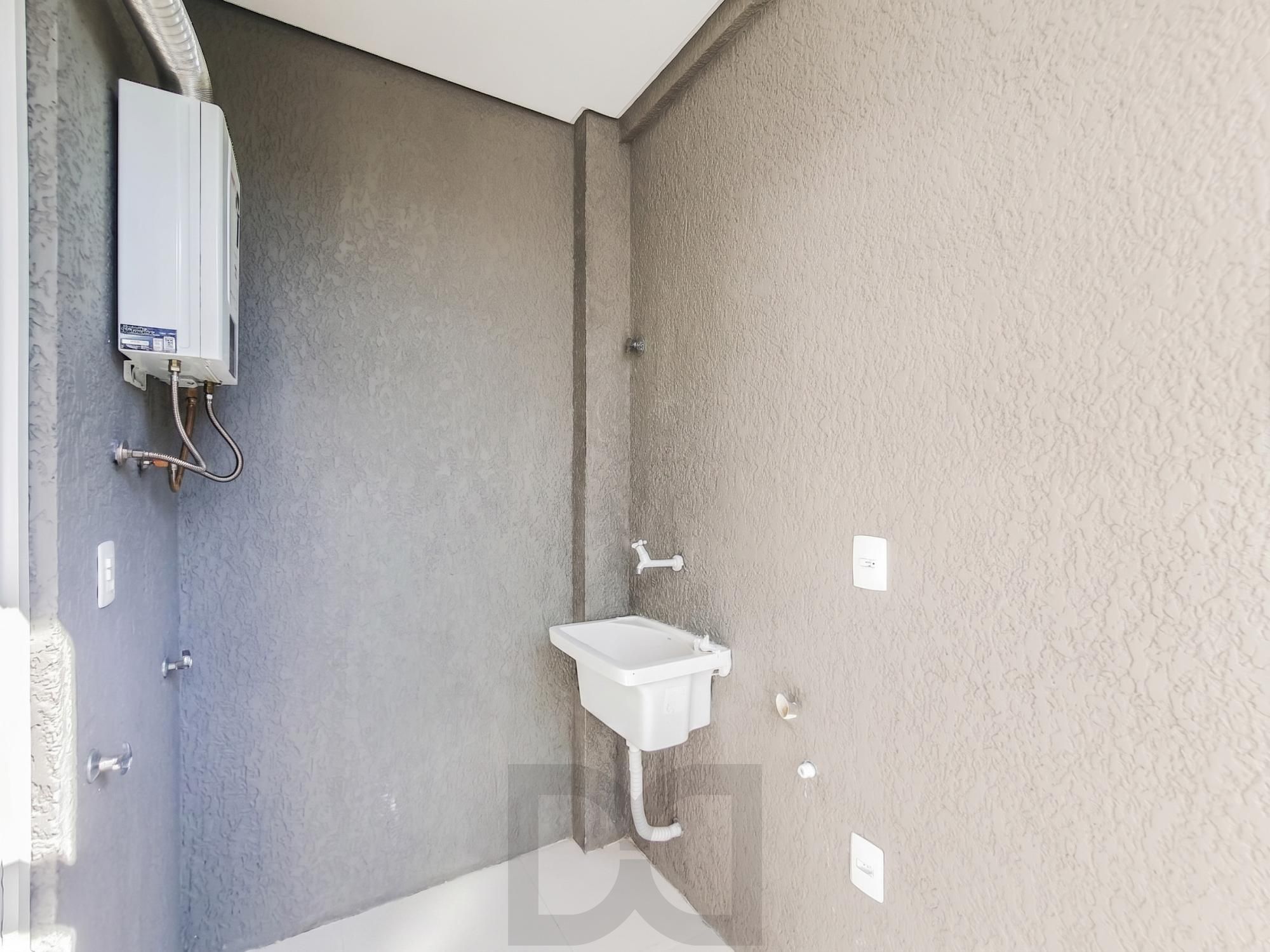 Linda casa condomínio, 3 suítes, piscina, 3 vagas cobertas. — foto 40