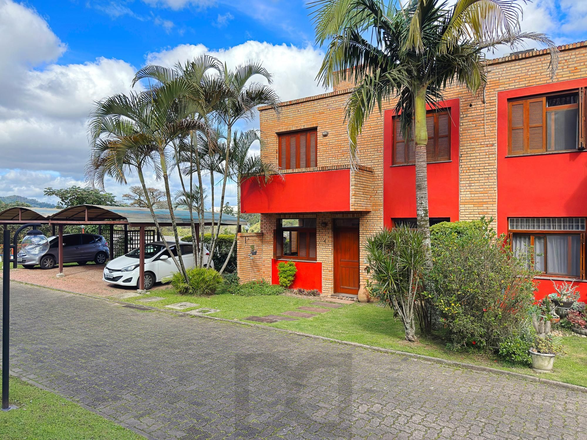Casa em Condomínio  | 3 Dormitórios, Suíte, Lareira e Churrasqueira — foto 54