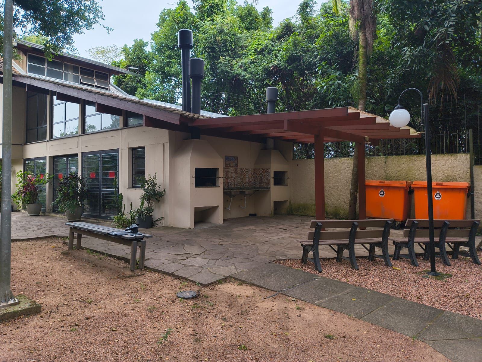 Excelente apartamento com 3 dormitórios c/ 88m² no Bairro Guarujá. — foto 14