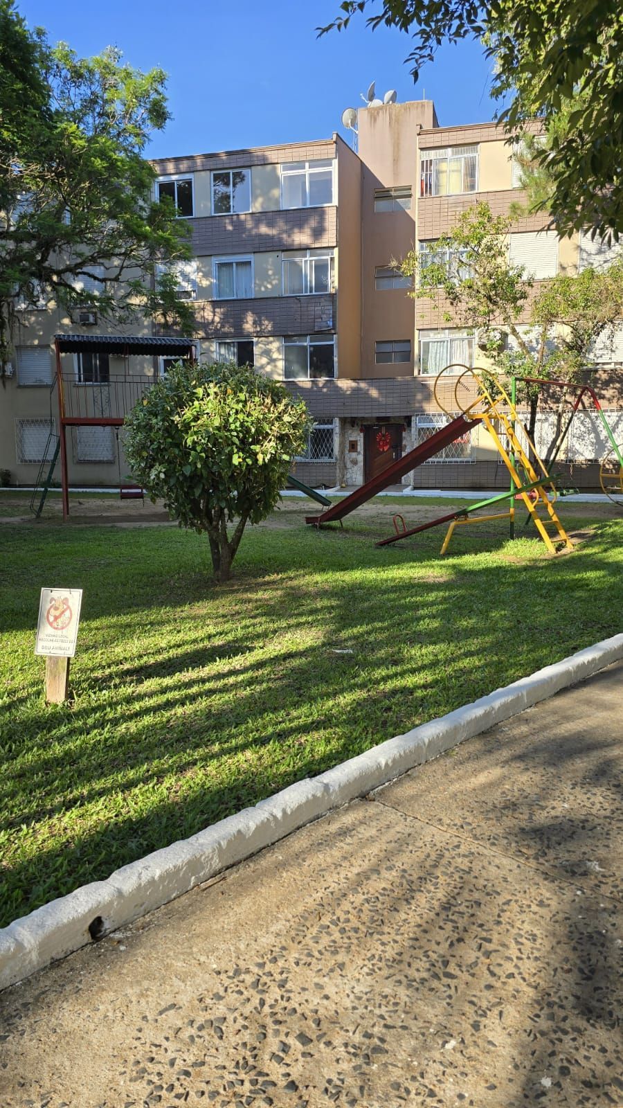 Excelente apartamento 2 dormitórios no Bairro Cavalhada. — foto 16