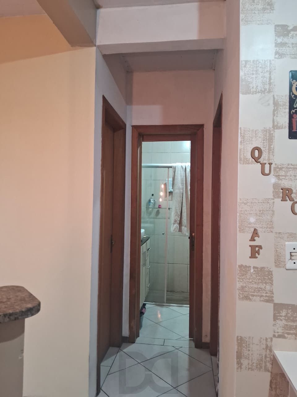 Casa com 2 dormitórios com pátio e edícula. — foto 25