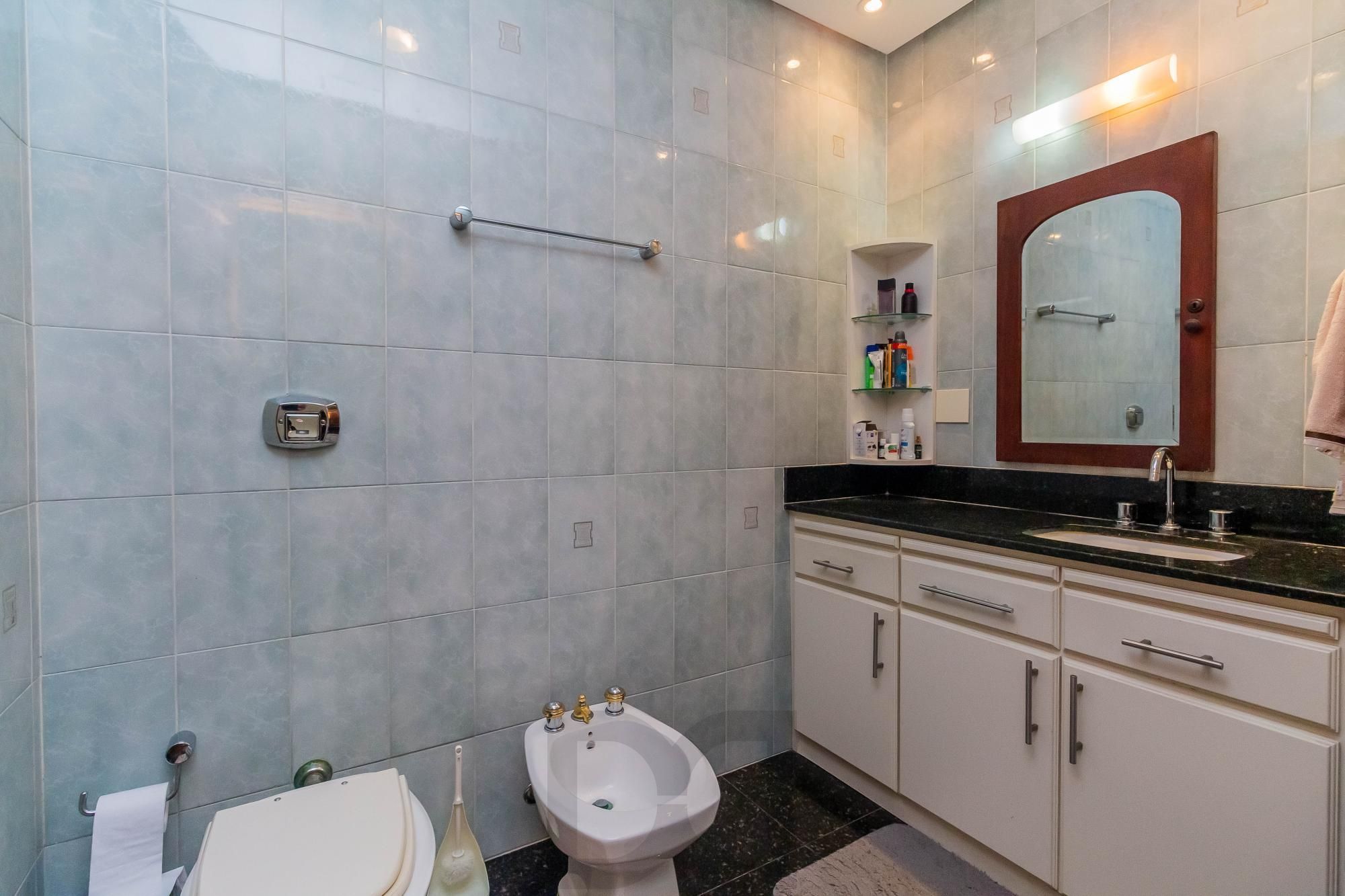 Maravilhoso apartamento no Bairro Moinhos de Vento com 4 dormitórios e 3 suítes. — foto 27