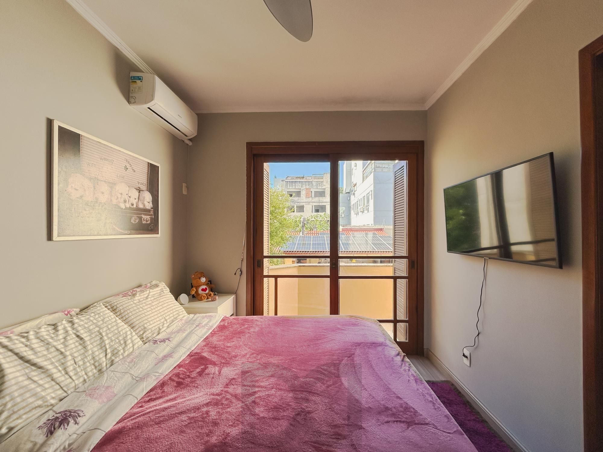 Casa com 4 suítes, piscina e área gourmet no bairro Tristeza. — foto 32