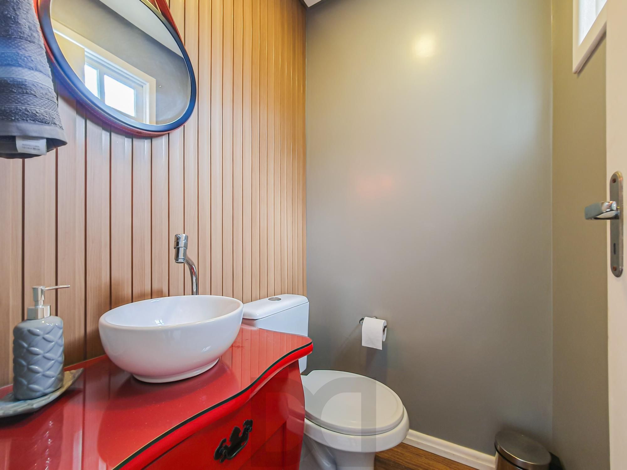 Excelente casa térrea 100% reformada 3 dormitórios, 1 suíte, pátio grande com piscina e espaço gourmet. — foto 33