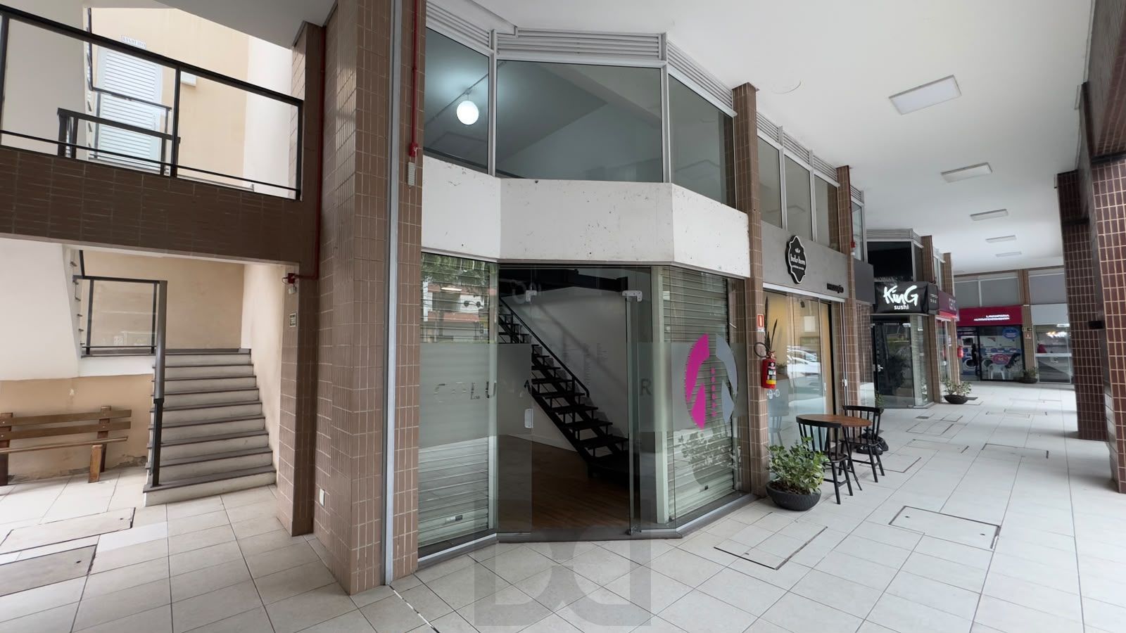 Sala comercial 46m², com mezanino, bairro Tristeza, Shopping Terraços Trade — foto 12