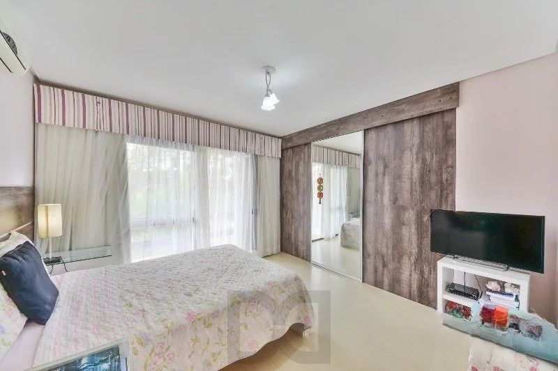 Casa à venda com 280m² | 3 dormitórios | 1 suíte | 2 vagas | Ipanema – Porto Alegre — foto 18