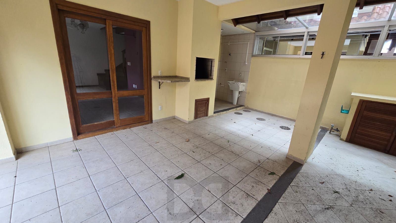 Casa em condomínio fechado com 3 dormitórios-1 suíte no Bairro Guarujá — foto 6