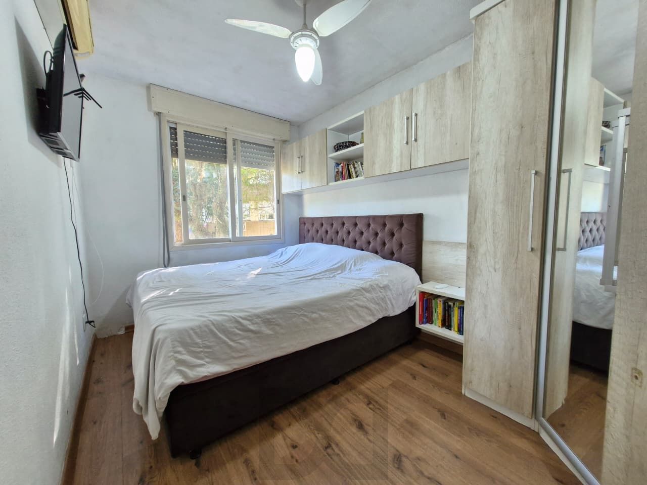 Excelente apartamento 2 dormitórios no Bairro Cavalhada. — foto 4