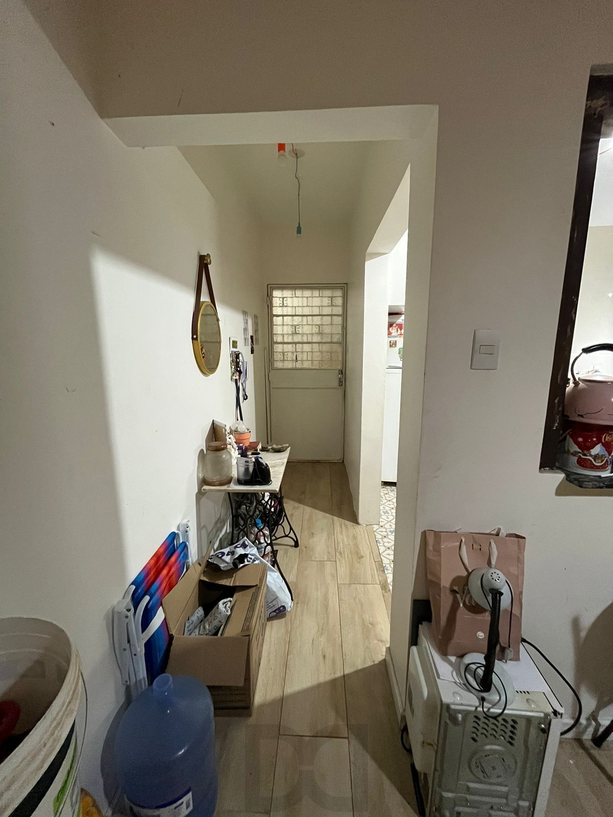 Ótimo apartamento térreo 2 dormitórios, com estacionamento, no coração do Bairro Menino Deus. — foto 24