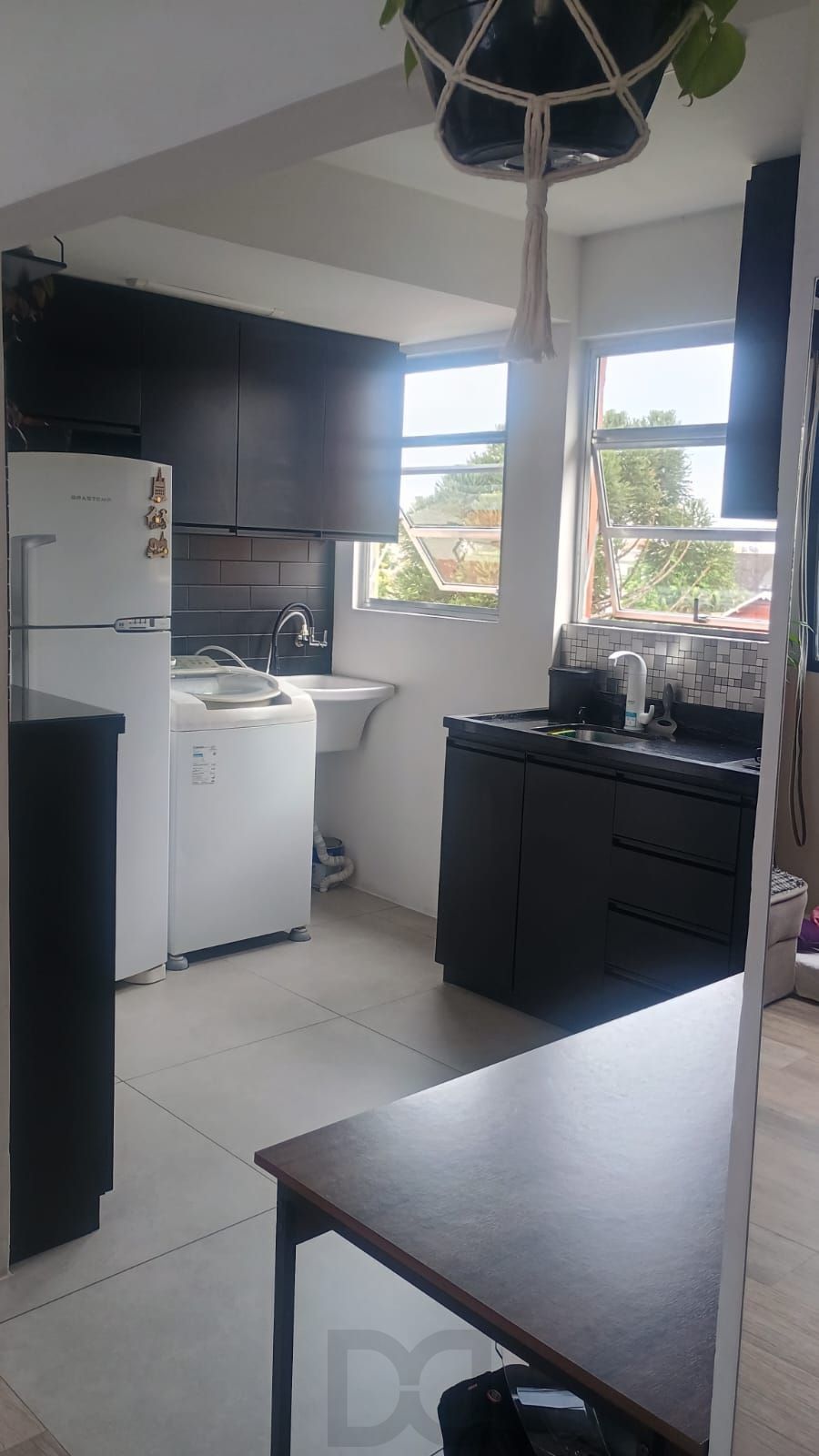 Excelente apartamento de 2 dormitórios no bairro Camaquã. — foto 31