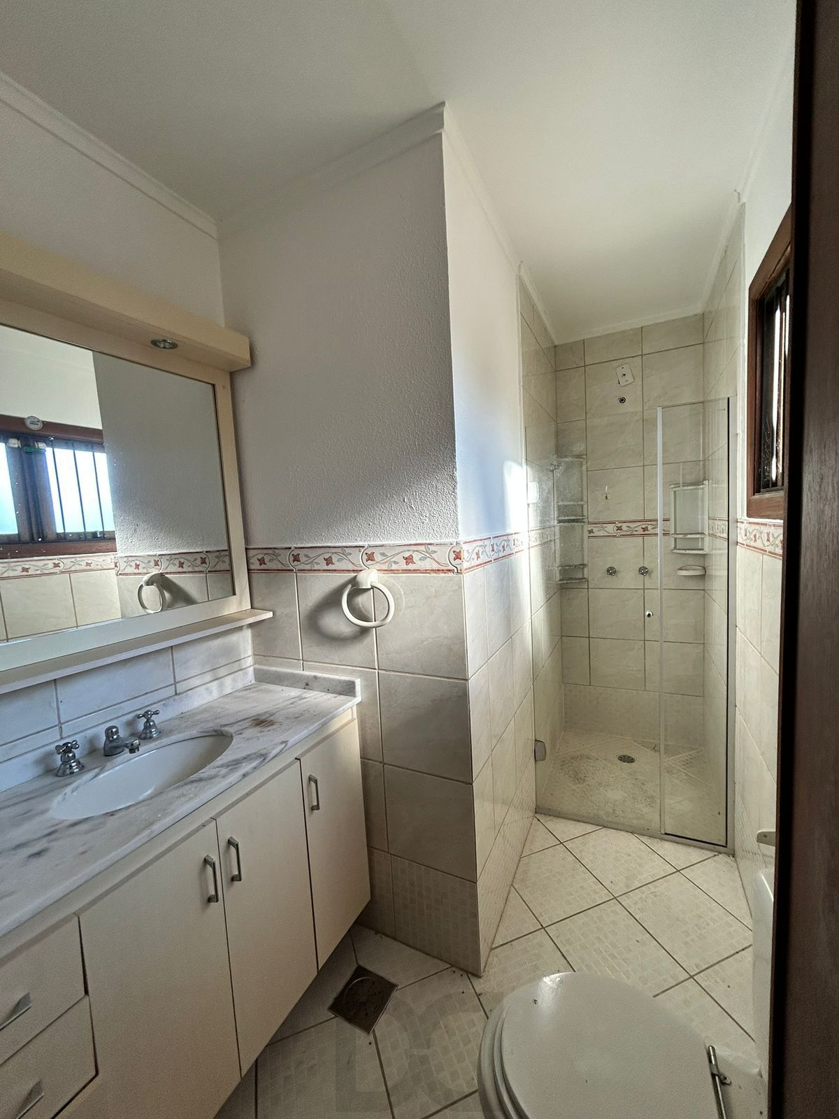 Casa em condomínio com 3 dormitórios e 2 vagas no Guarujá — foto 3