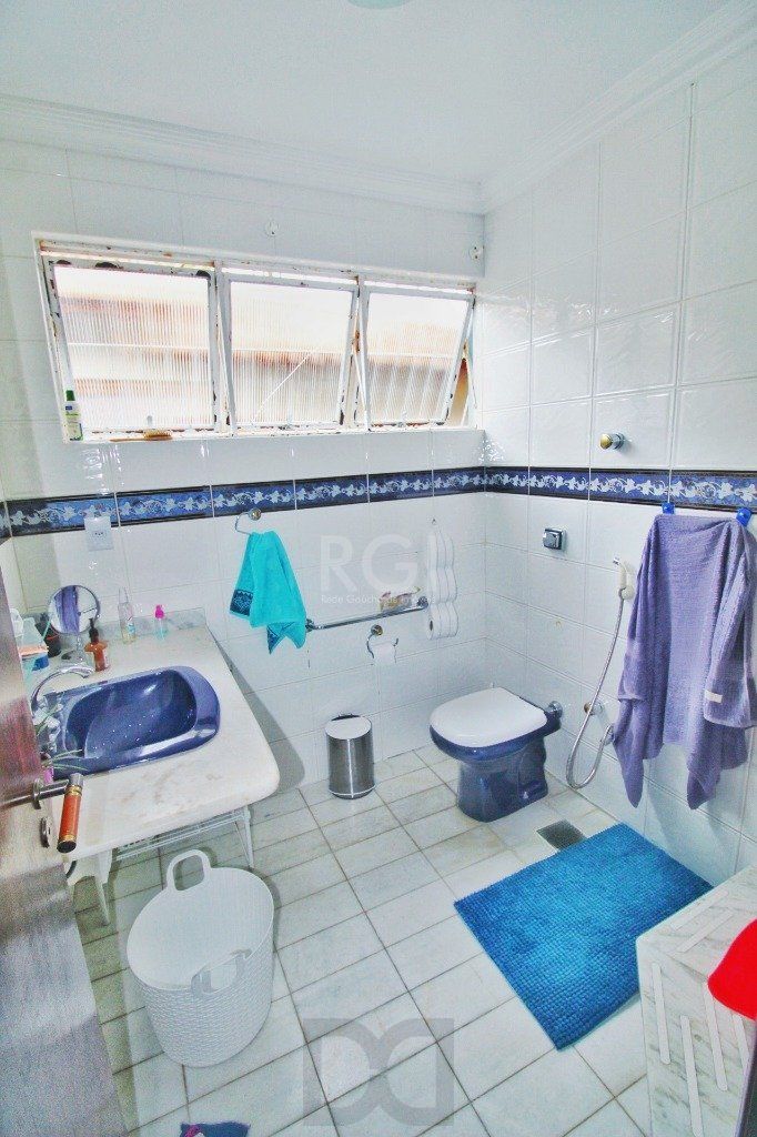 Casa em Porto Alegre, no bairro Jardim Isabel, com 4 dormitório(s), e 4 banheiro — foto 16