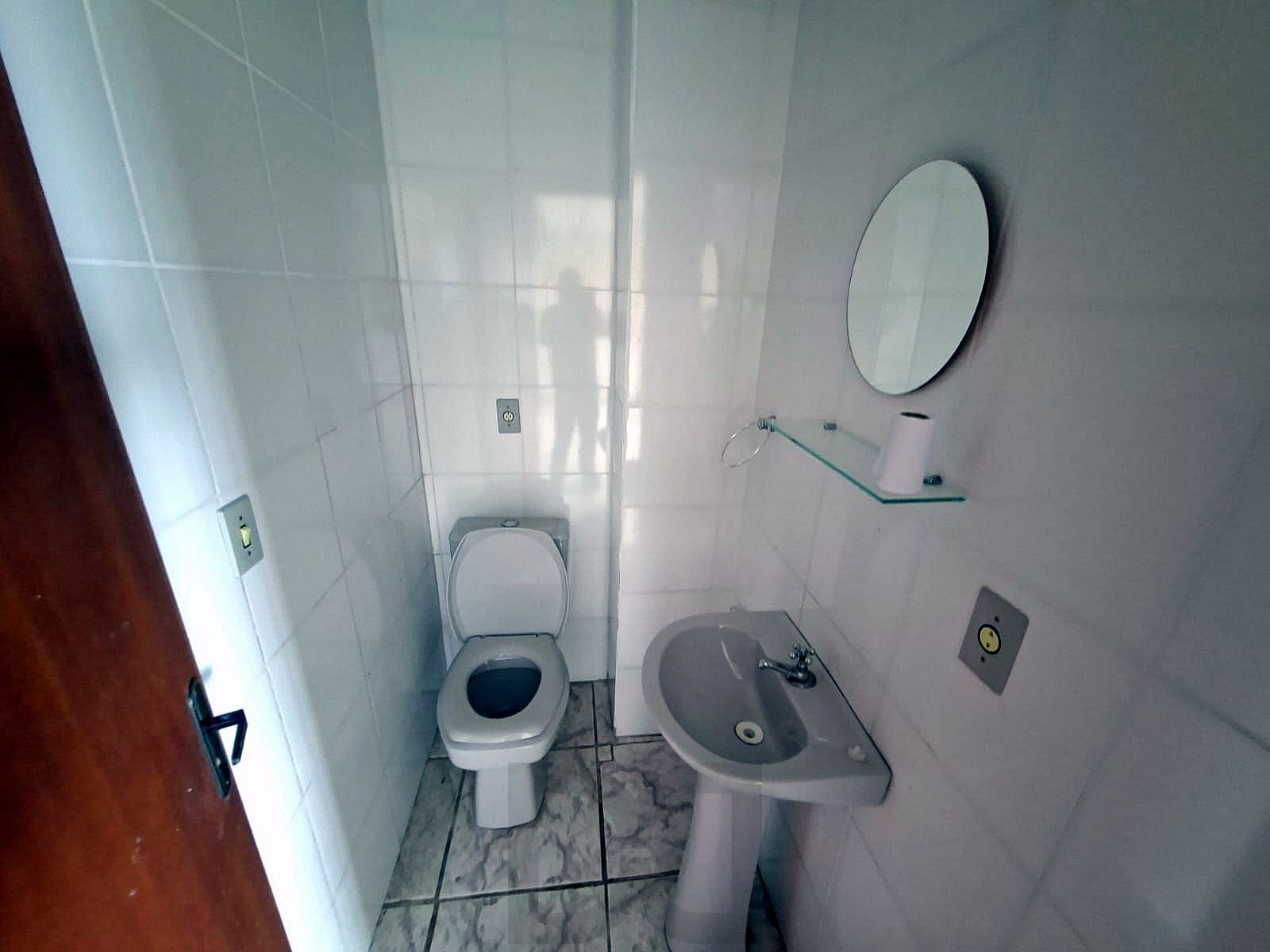 Casa com 3 quartos para alugar no bairro Espírito Santo, em Porto Alegre, RS — foto 18