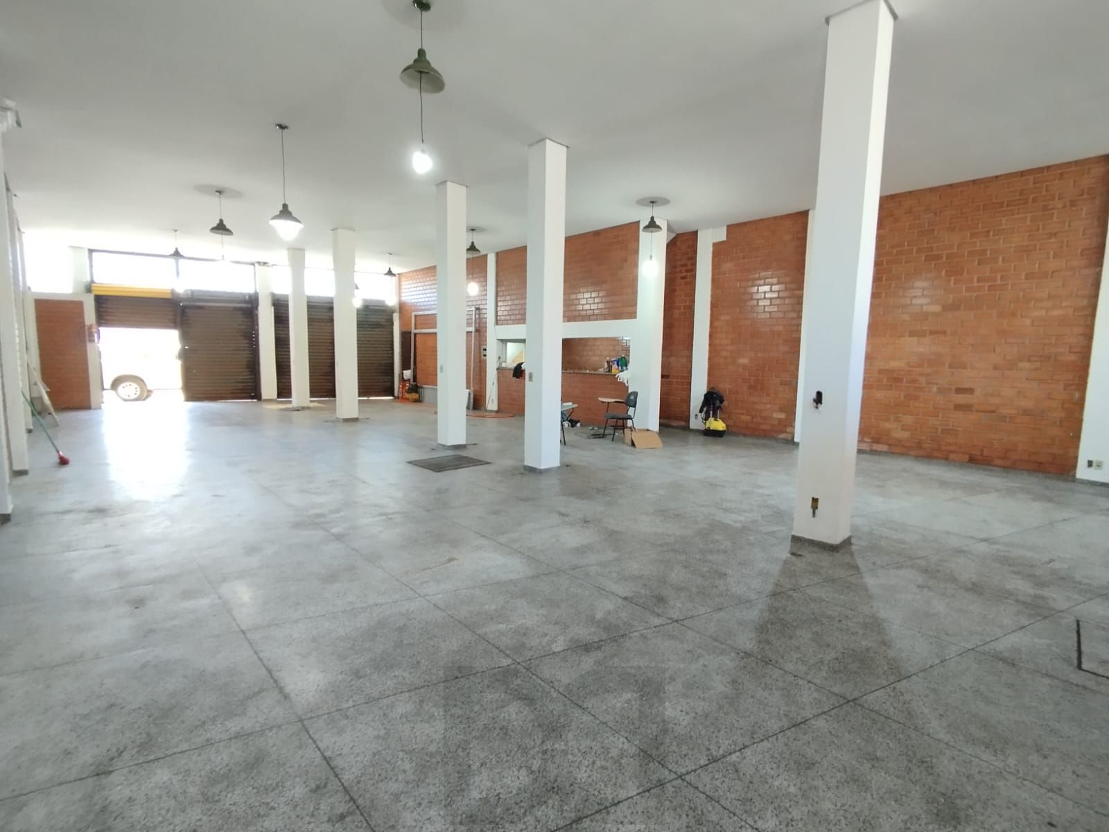 Excelente loja 270m² na Av. Cavalhada