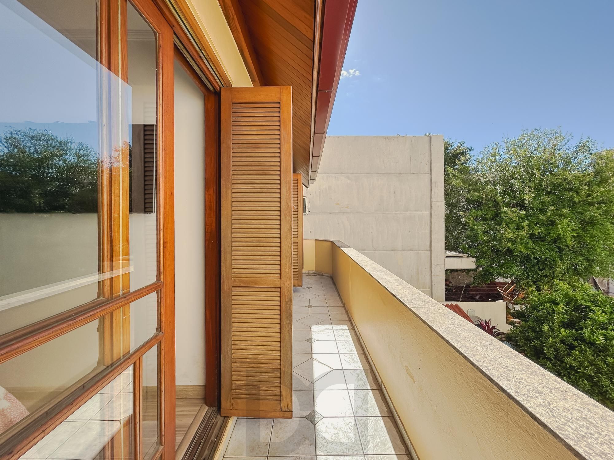 Casa com 4 suítes, piscina e área gourmet no bairro Tristeza. — foto 28