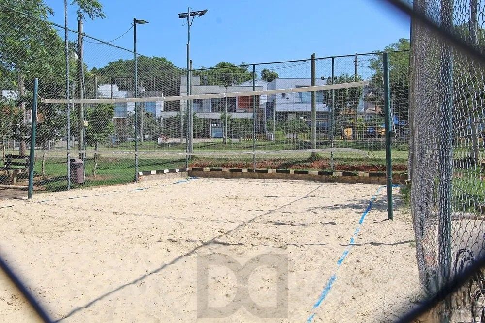 Apresentamos esta belíssima casa térrea 174m2 de área privativa, 3 suítes e 3 vagas de garagem, no Condomínio Altos do Lago. — foto 39