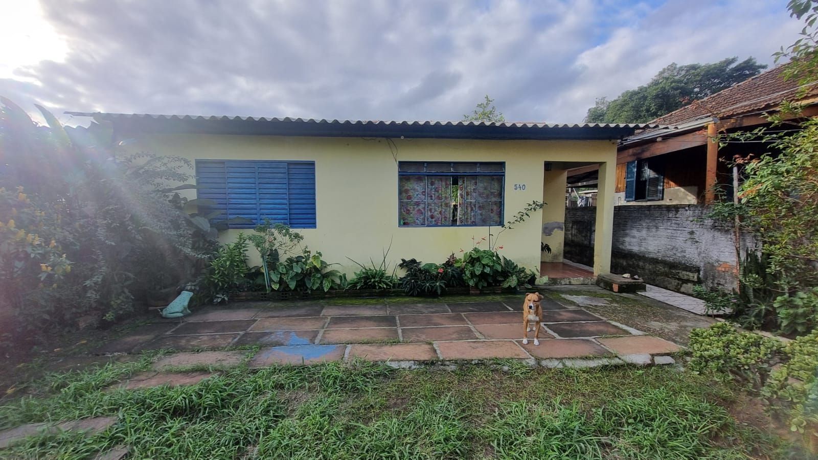 Casa no bairro Partenon, com 2 dormitórios. — foto 3