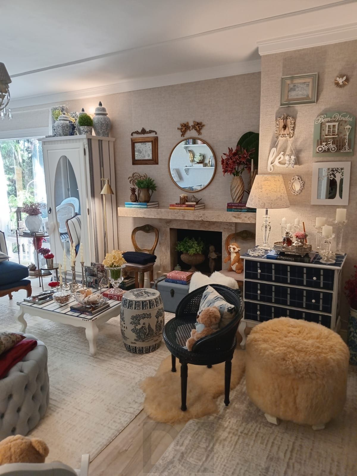 Ótimo apartamento Garden, 3 dormitórios, 1 suíte, lareira, sacada, no bairro Cristal. — foto 6