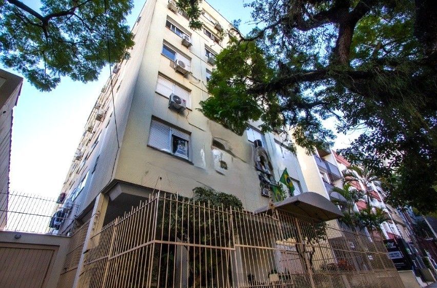 Excelente apartamento de 1 dormitório na Rua Garibaldi, com 45 m² de área privativa. — foto 11