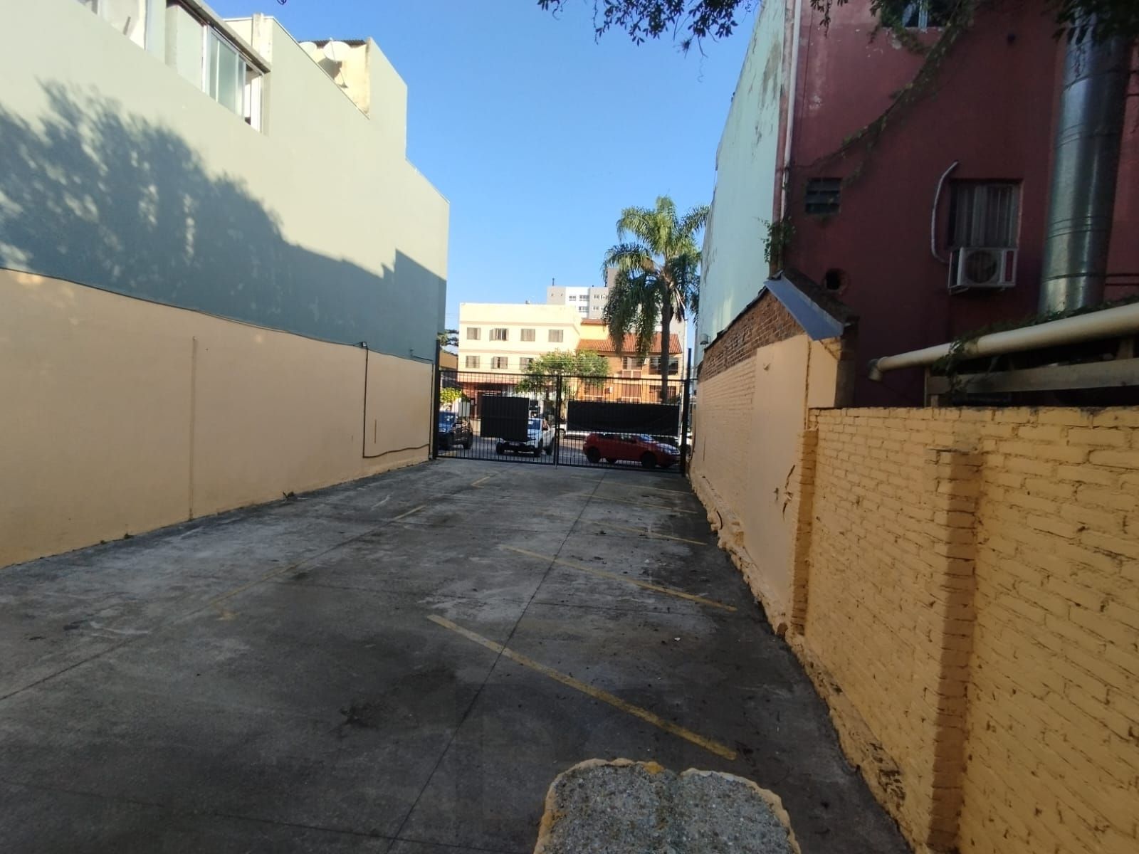 Loja na Tristeza com 360m², 17 vagas, 3 banheiros para locação. — foto 40